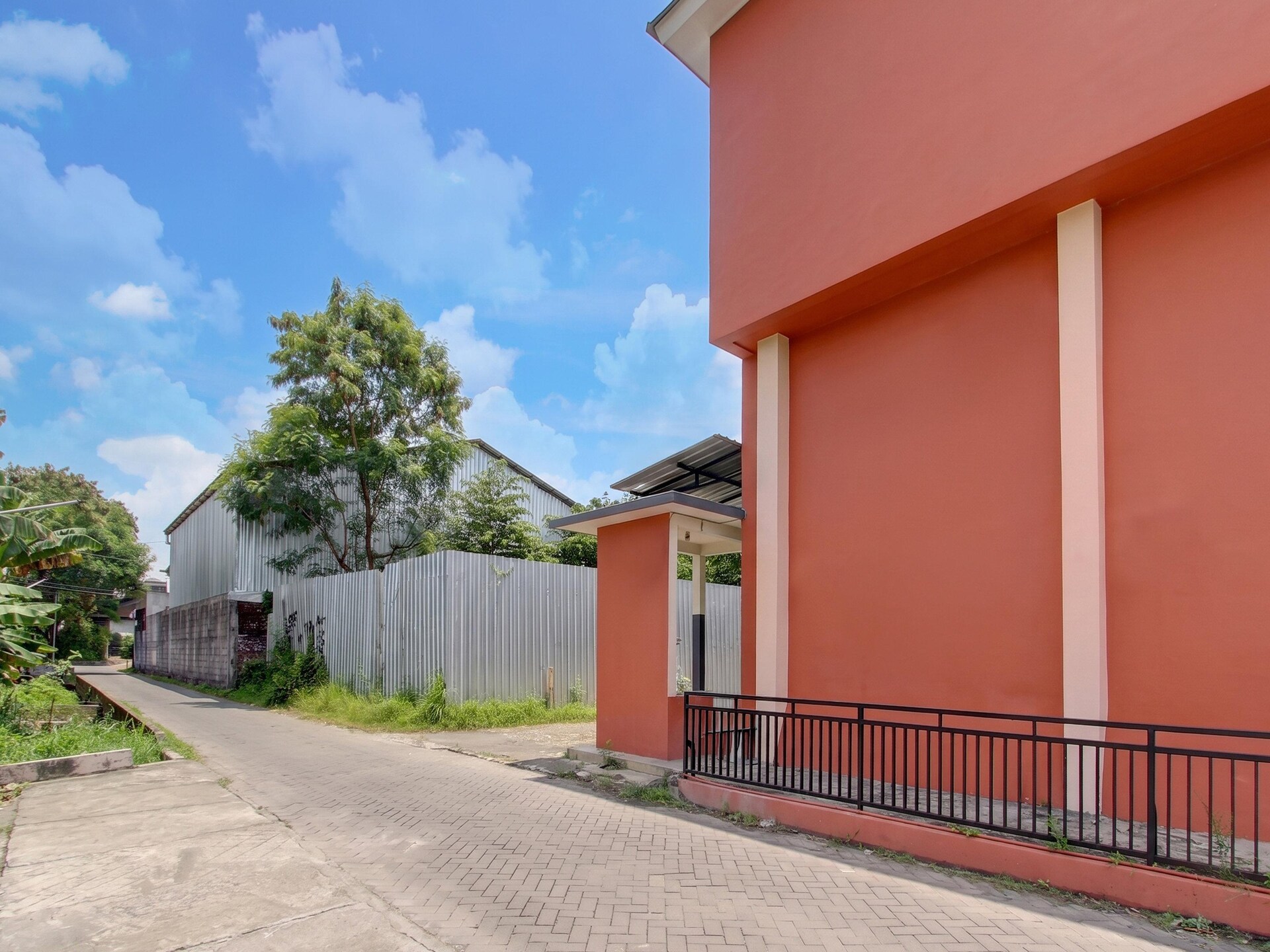 Artha Ambarukmo Cozy Double: Comfortabel vakantiehuis in Yogyakarta - foto 23