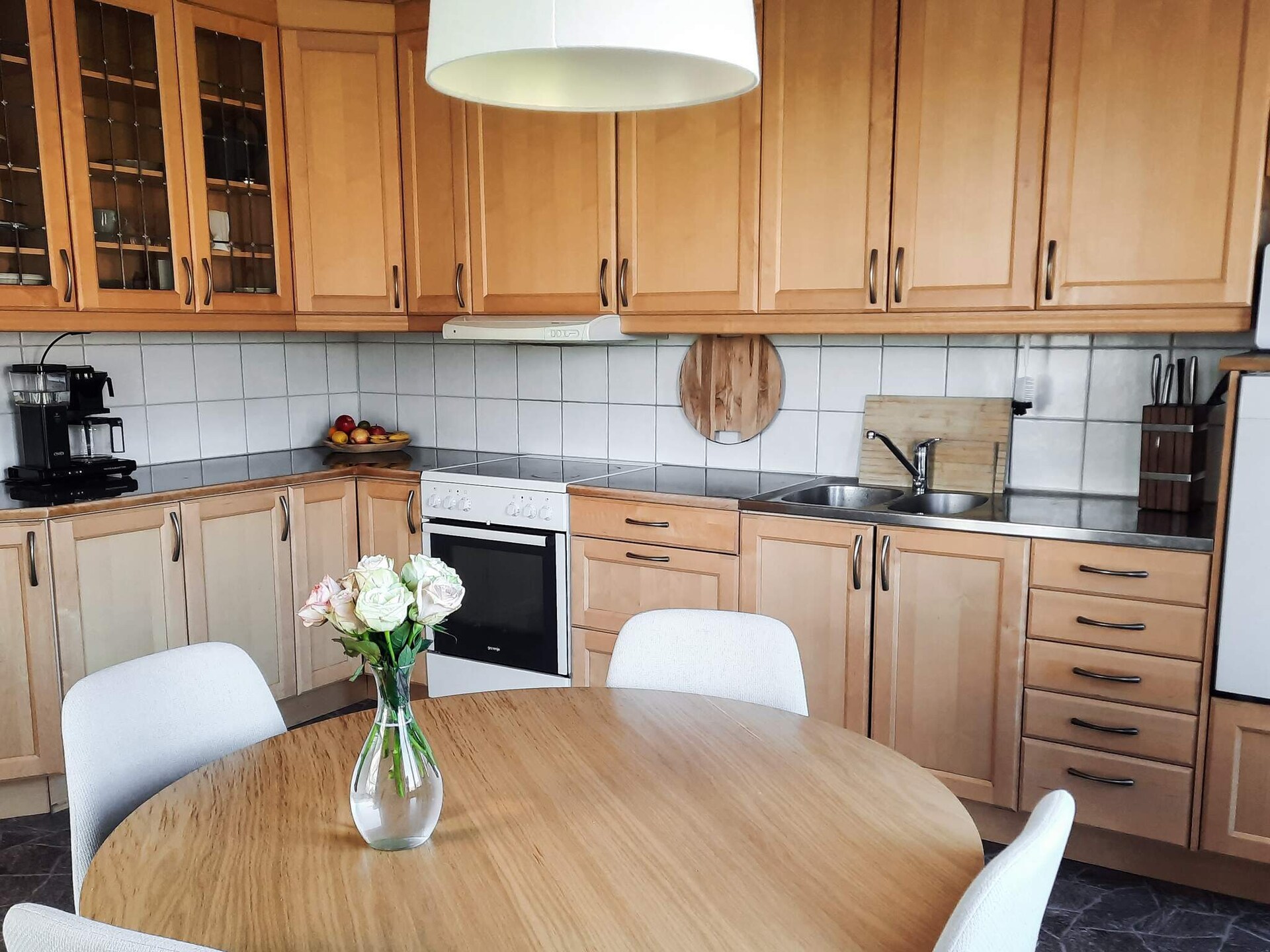 Stijlvol vrijstaand vakantiehuis aan de golfbaan in Tanumshede - foto 17