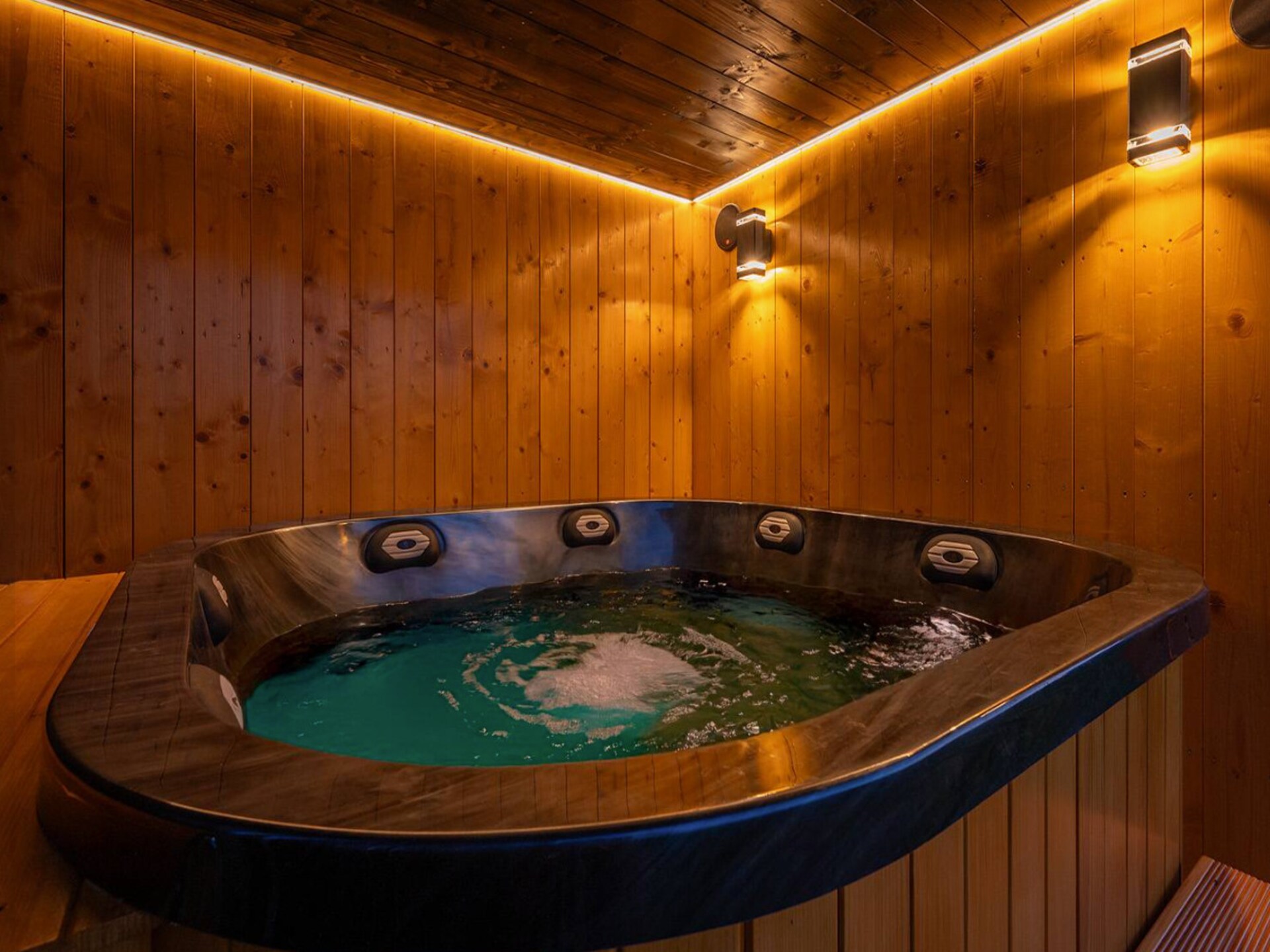 5-persoons vakantiehuis in Kopan met wellness op 900 m van zee - foto 31