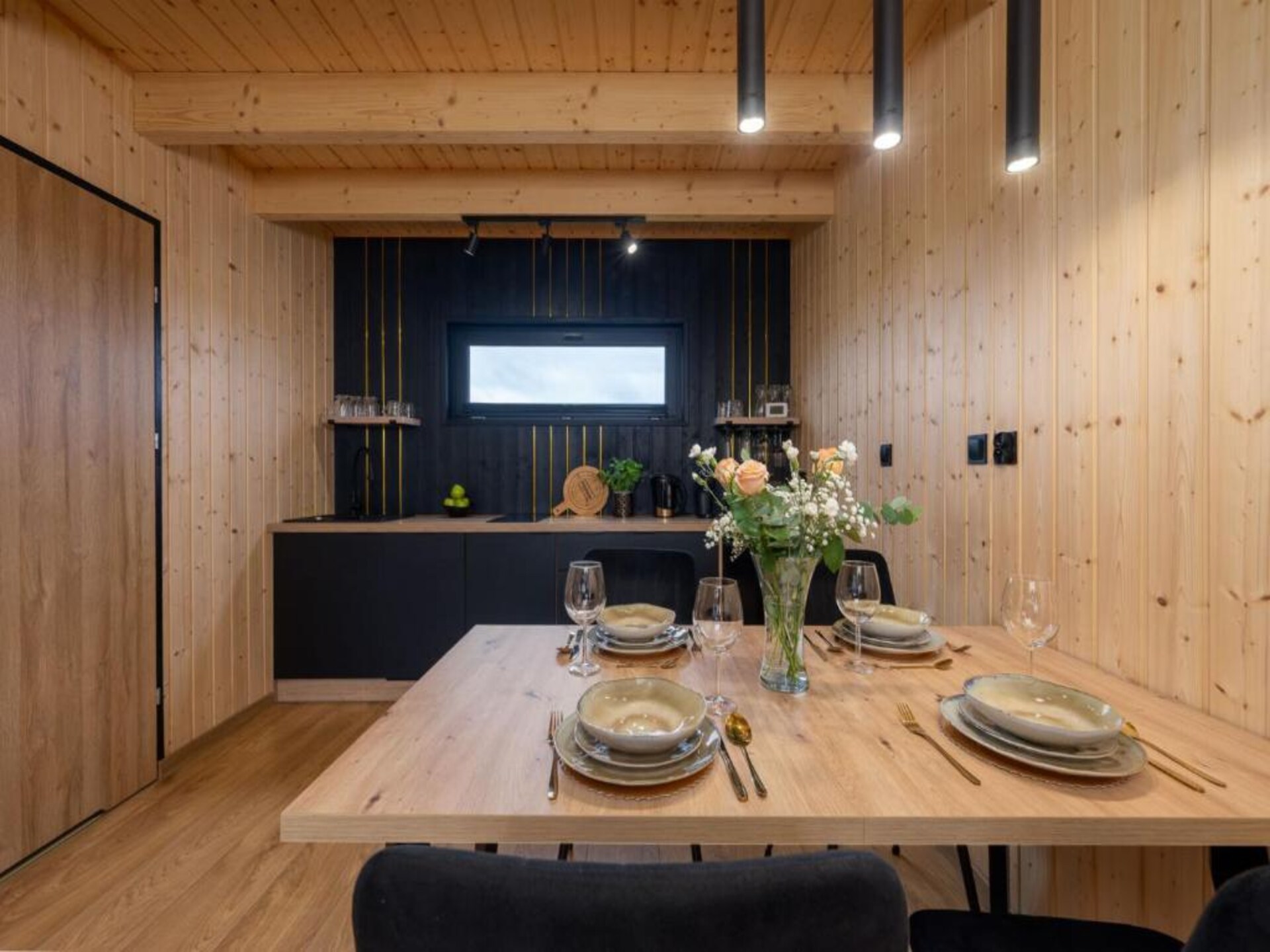 5-persoons vakantiehuis in Kopan met wellness op 900 m van zee · 5 pers. - foto 9