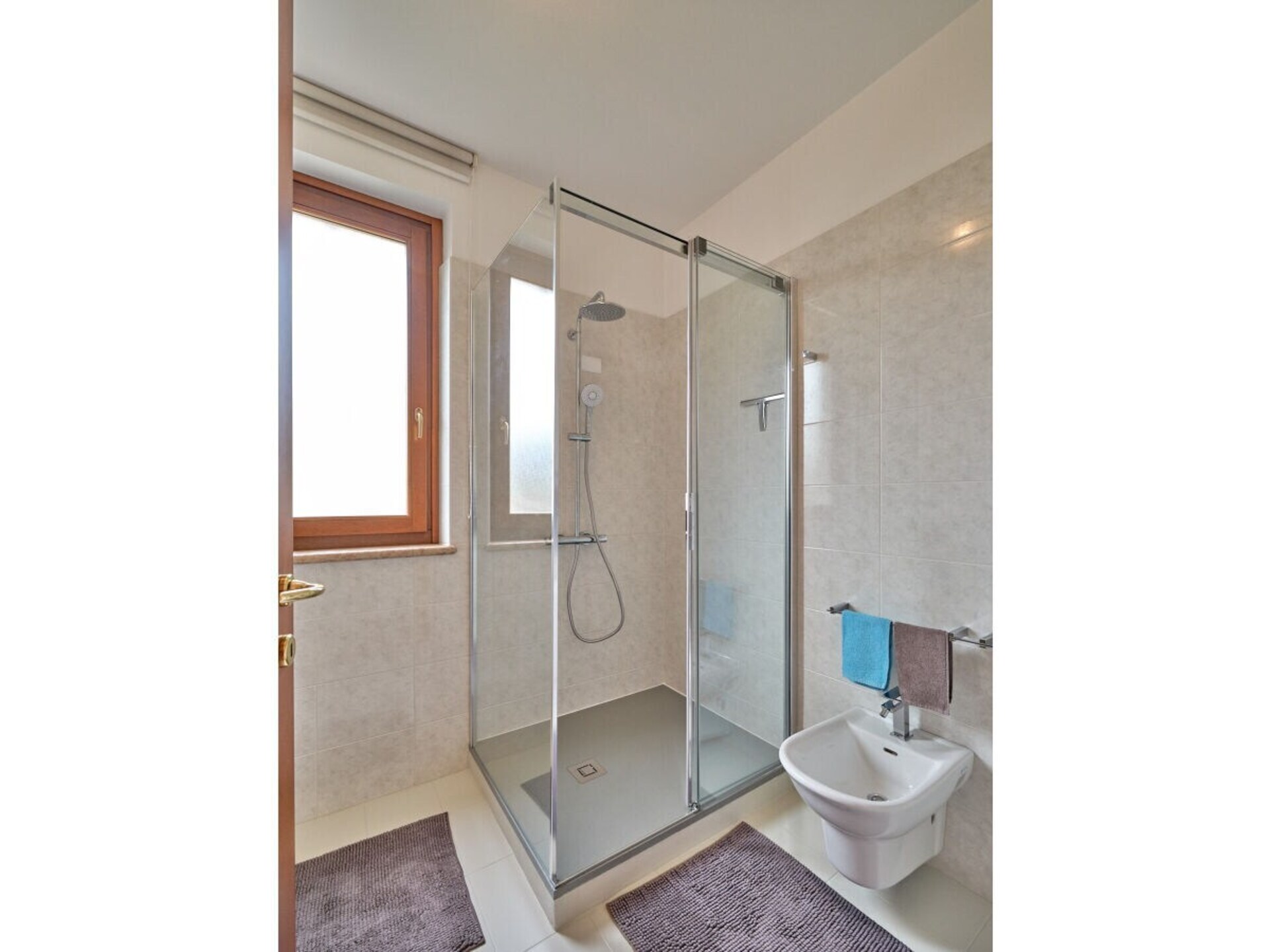 Moderne vakantievilla met jacuzzi en zwembad op 300 meter van het centrum van Bardolino - foto 14