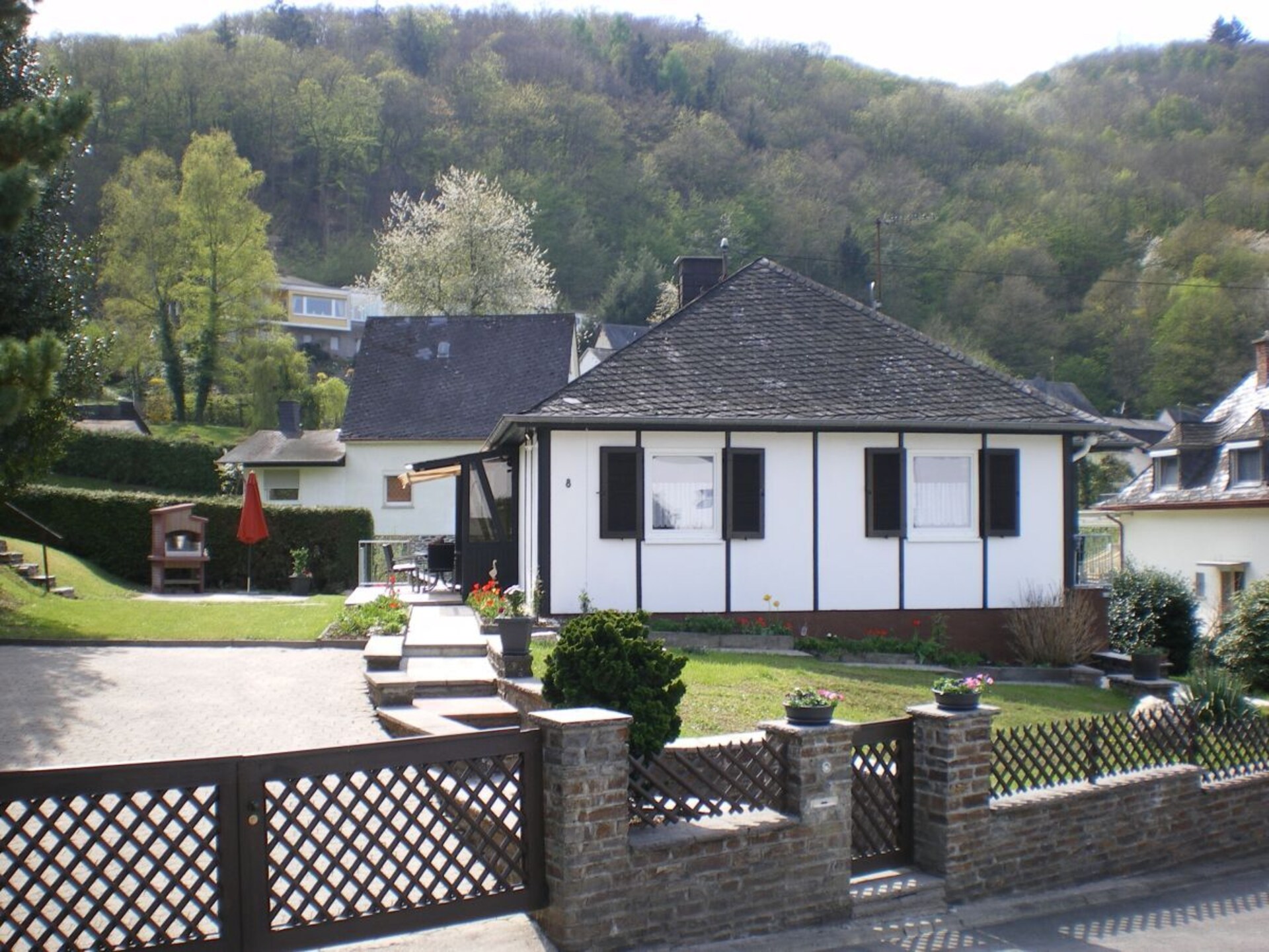 Rustig vakantiehuis aan de bosrand in Traben-Trarbach - foto 2