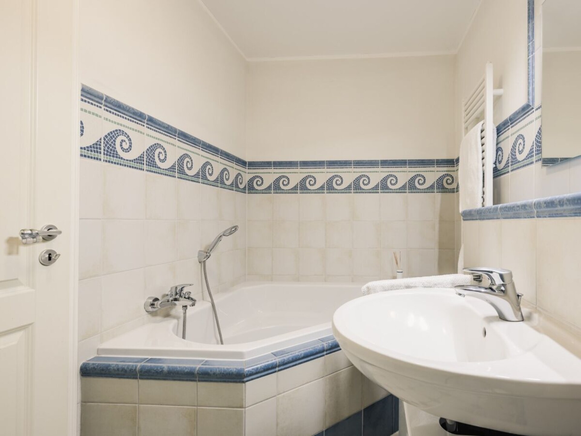 Knus vakantiehuis met privétuin in Zingst, 500m van centrum - foto 12