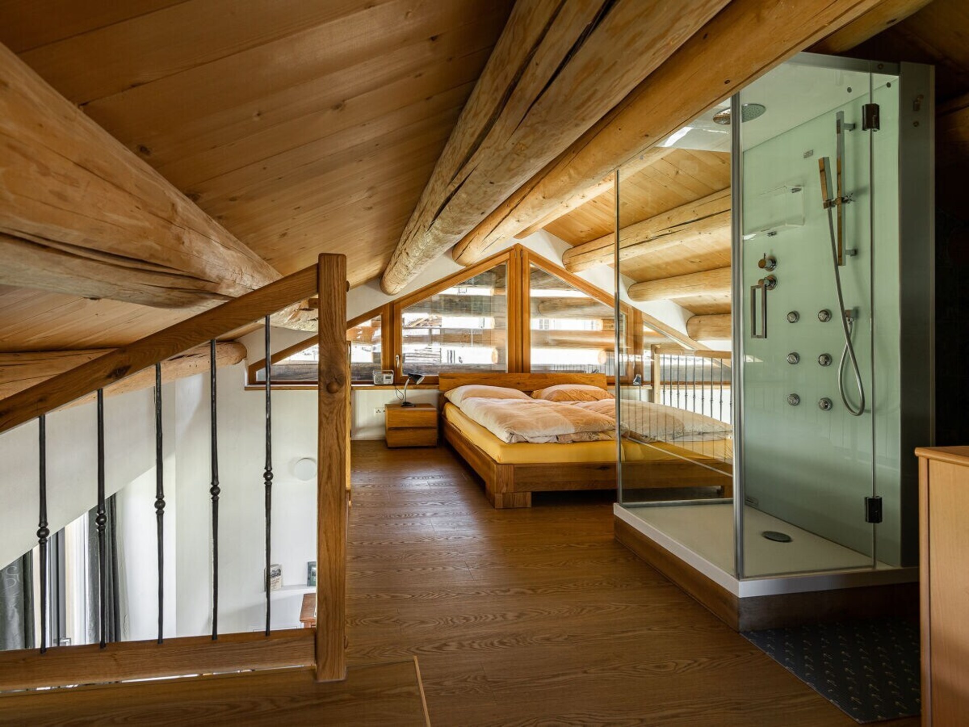 Chalet Isola in Maloja: 110m² rust met uitzicht op de Zwitserse bergen - foto 11