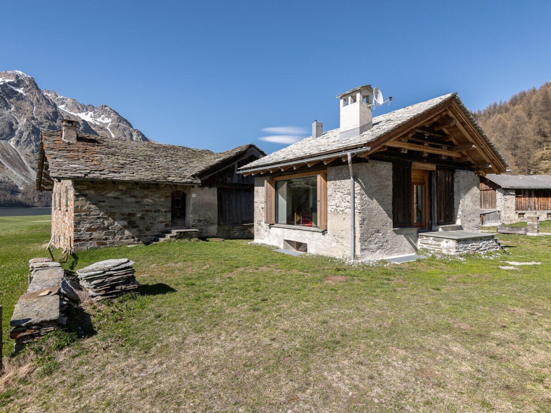 Chalet Isola in Maloja: 110m² rust met uitzicht op de Zwitserse bergen - foto 18