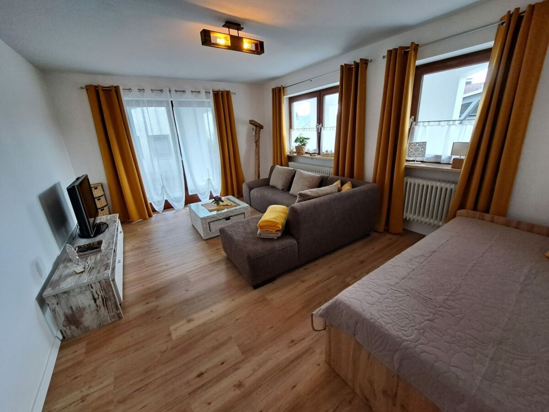 Gerenoveerd vakantiehuis aan de bosrand nabij skilift - foto 11