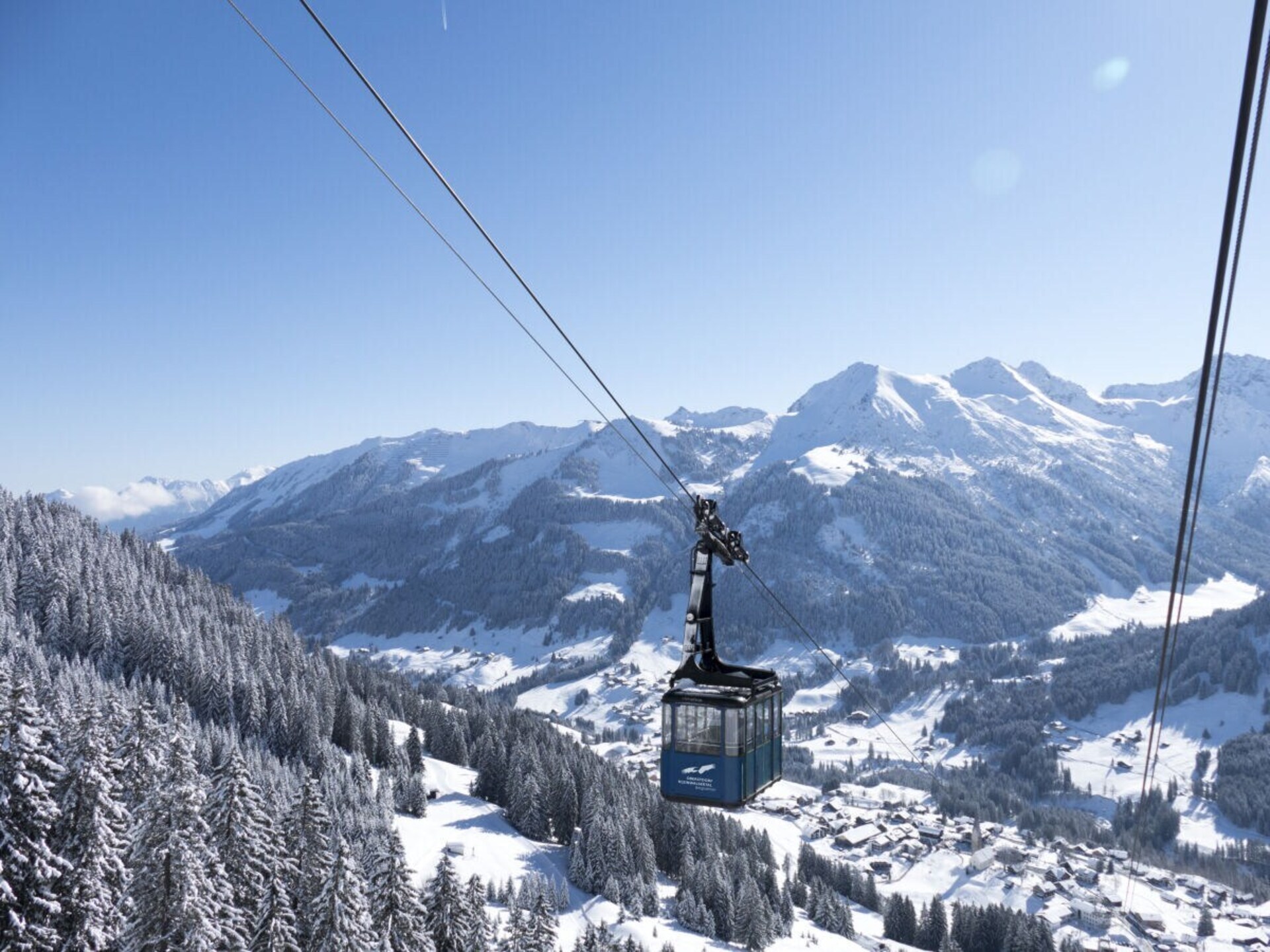 Aan de piste: Sfeervol vakantiehuis in het centrum van Mittelberg - foto 17