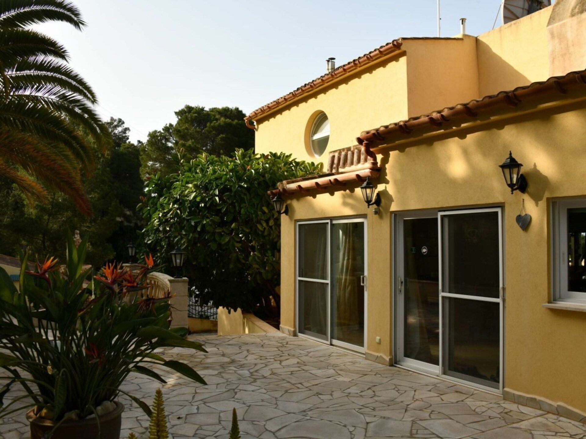 Moderne villa met zwembad & tuin nabij het centrum van Costa de los Pinos - foto 10