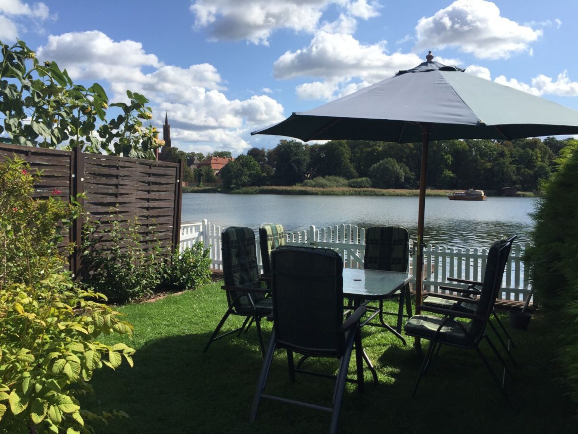 Sfeervol vakantiehuis in Malchow met uitzicht op het meer - foto 20