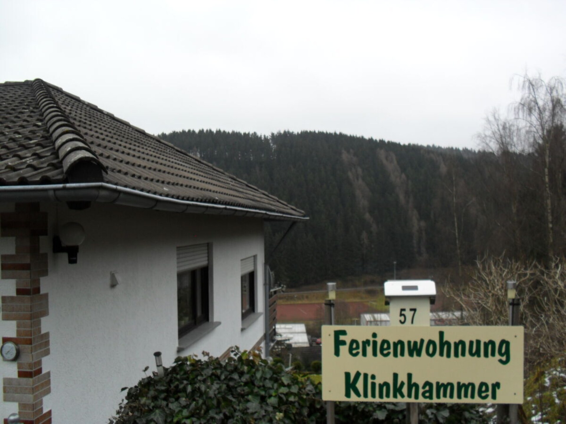 Op 1,0 km van het centrum: rustig vakantiehuis in Hellenthal - foto 11