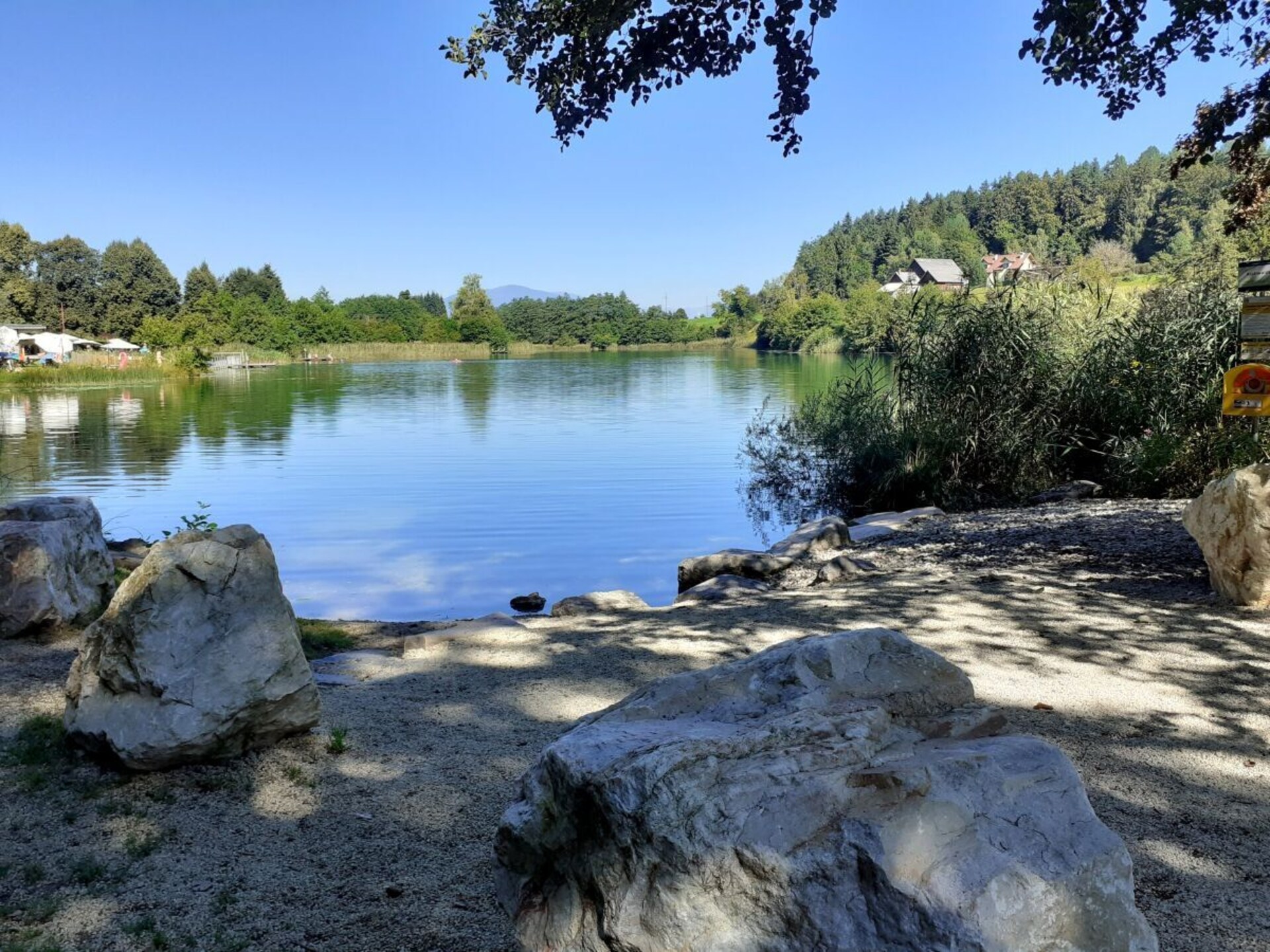 Rustiek vakantiehuis met dakterras en privéstrand aan de Faaker See - foto 25