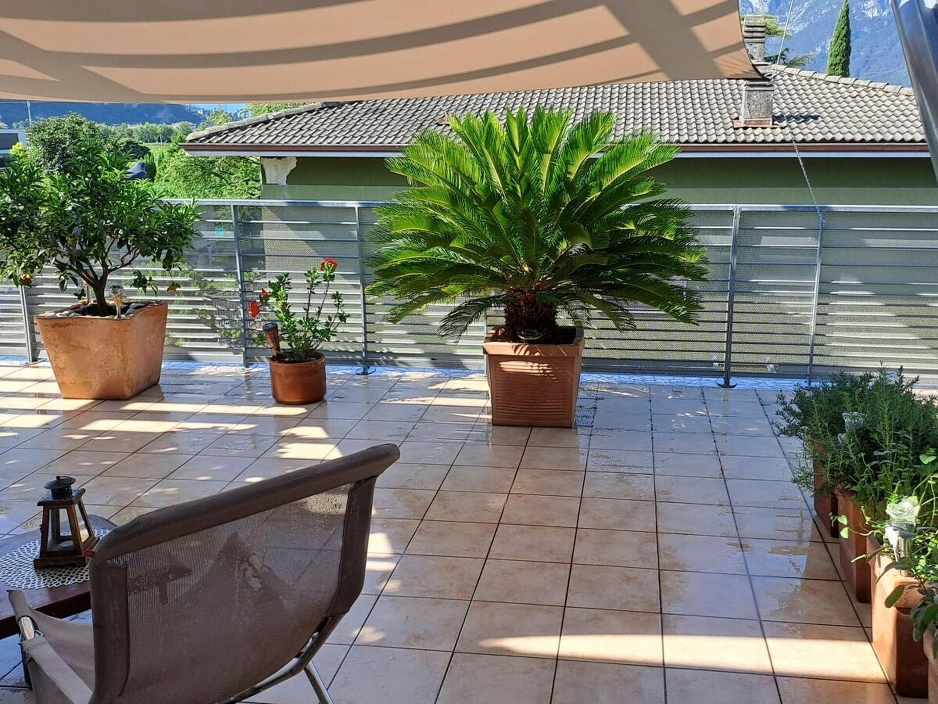 Modern vakantiehuis met groot zonneterras in Arco - foto 17