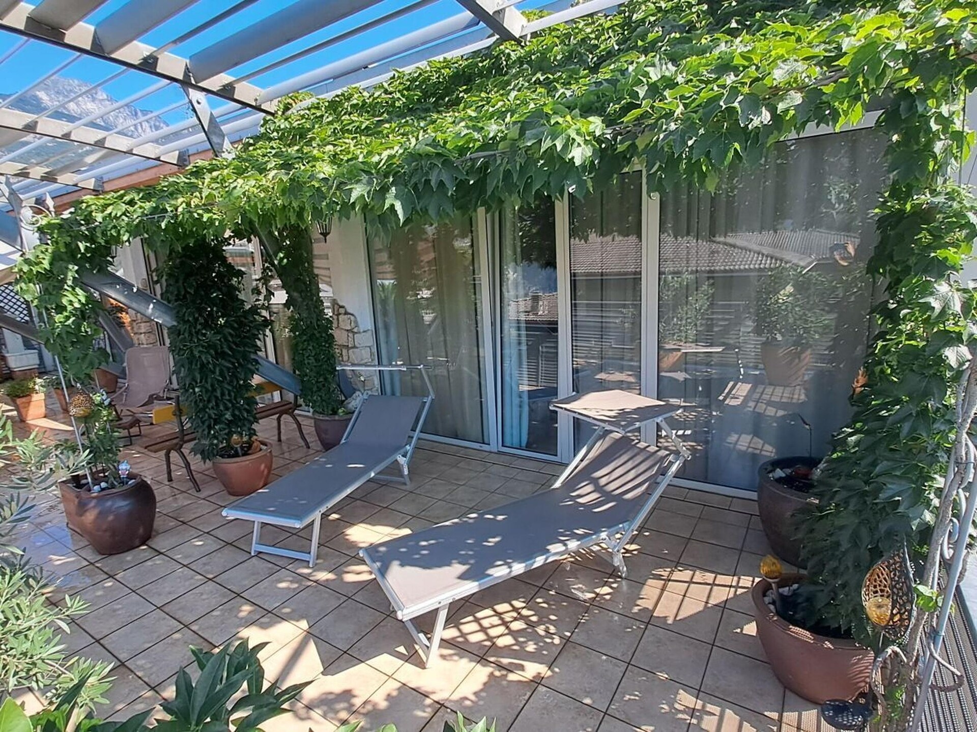 Modern vakantiehuis met groot zonneterras in Arco - foto 21