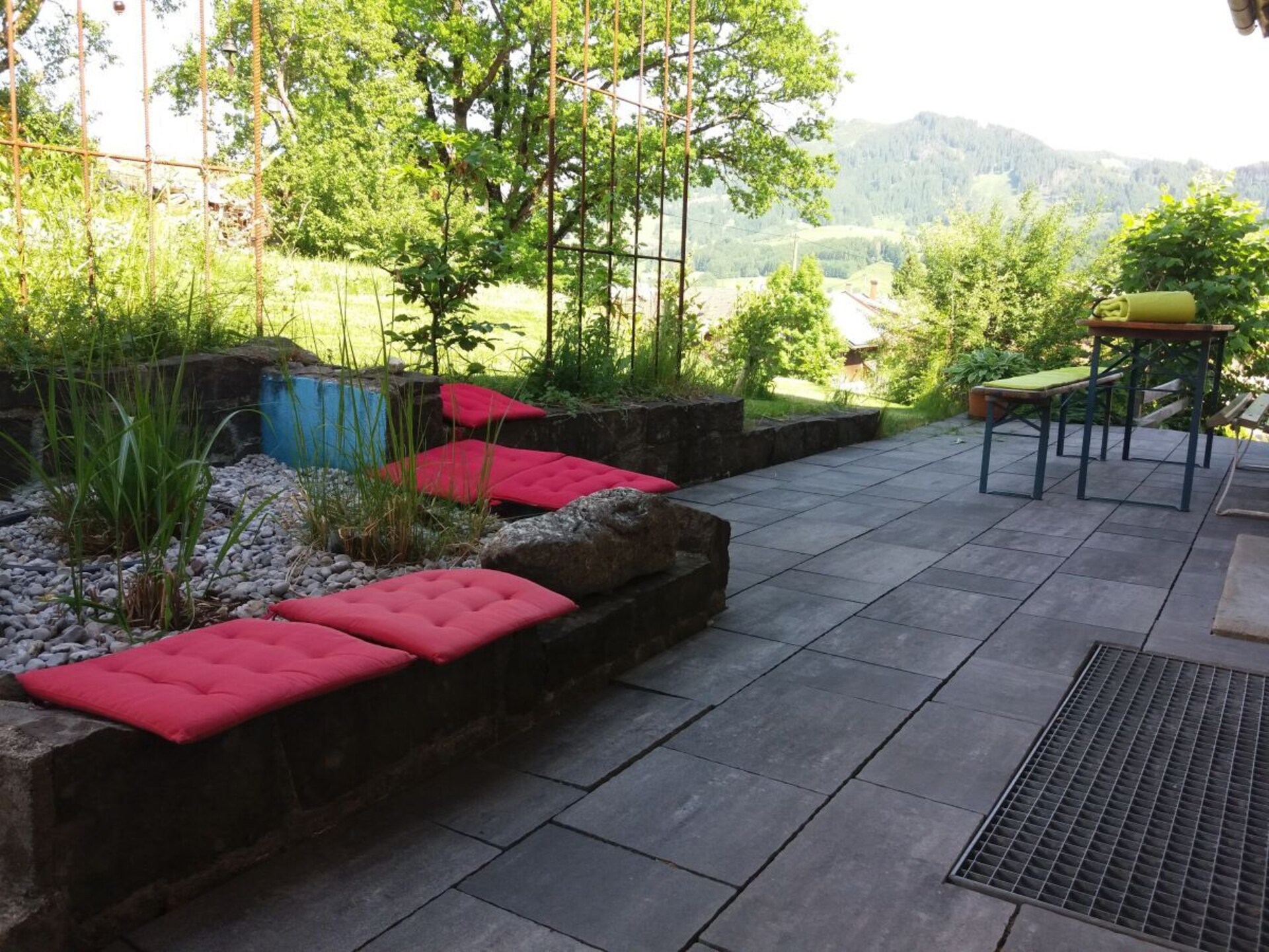 Ruim vakantiehuis in Wertach met bergzicht, yoga & tuin voor 9 personen - foto 4