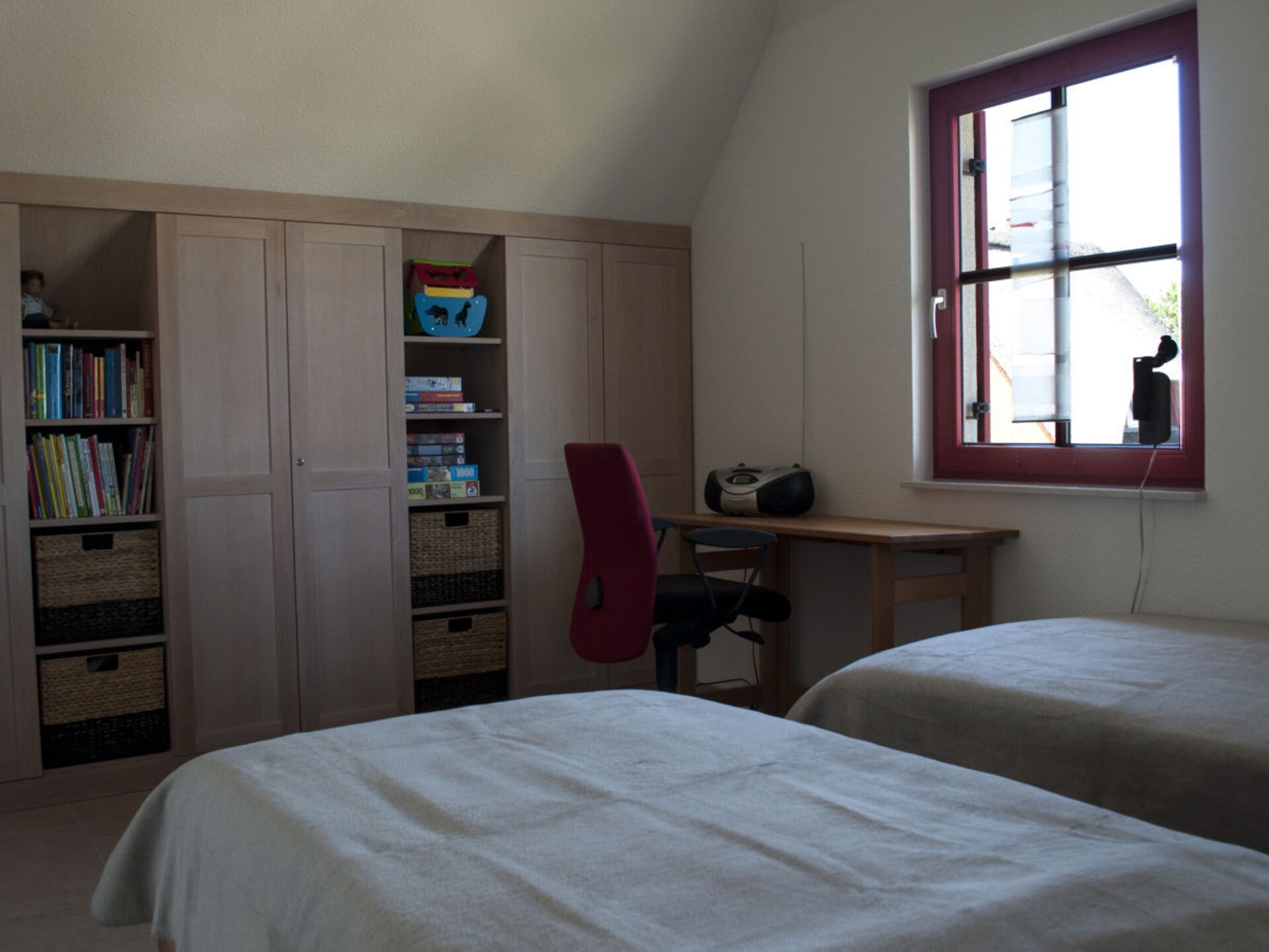 Moderne rietgedekte vakantiewoning bij Travemünde met grote tuin - foto 11