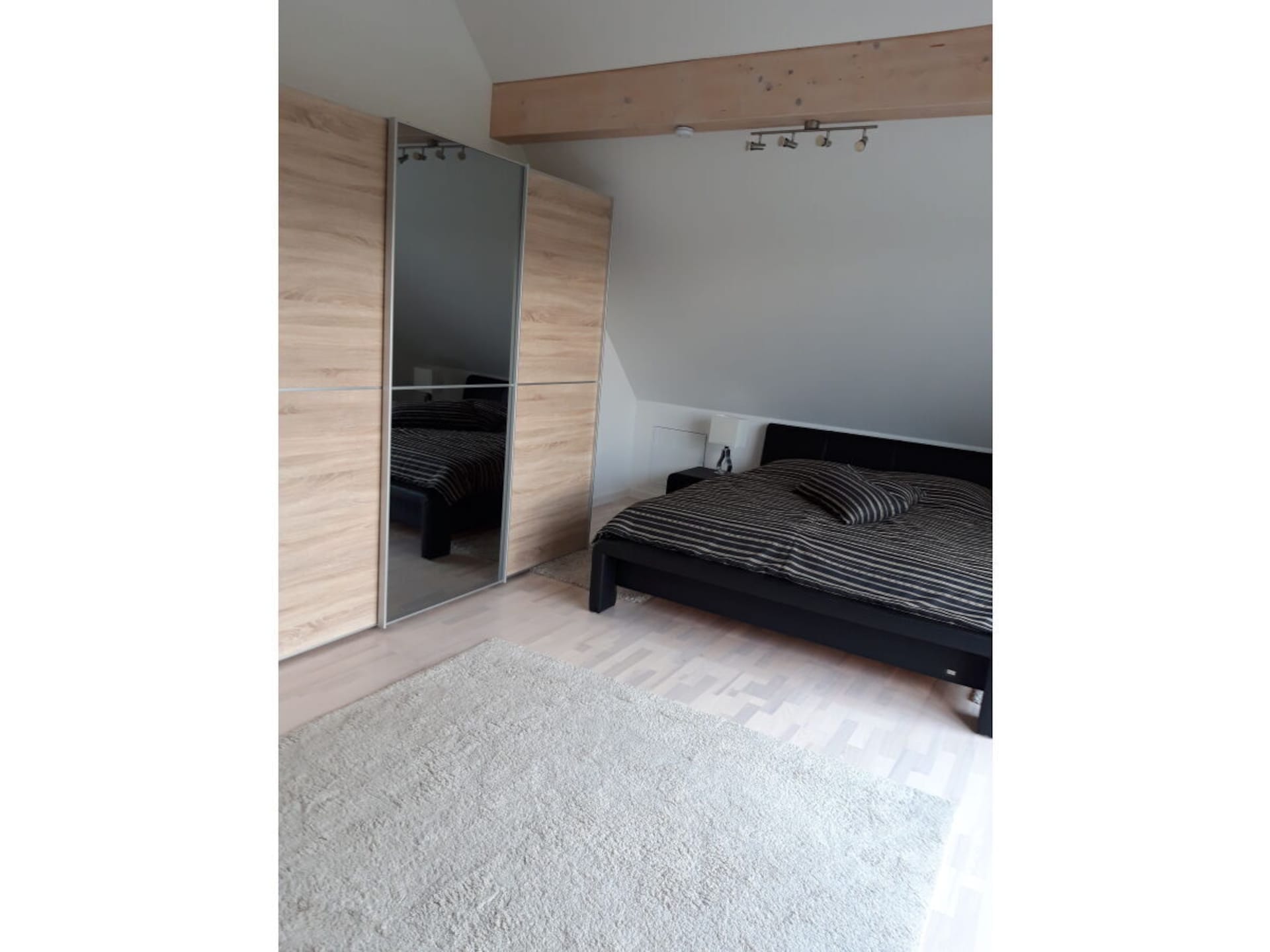 Ruim vakantiehuis in Hamburg met balkon en uitzicht - foto 15