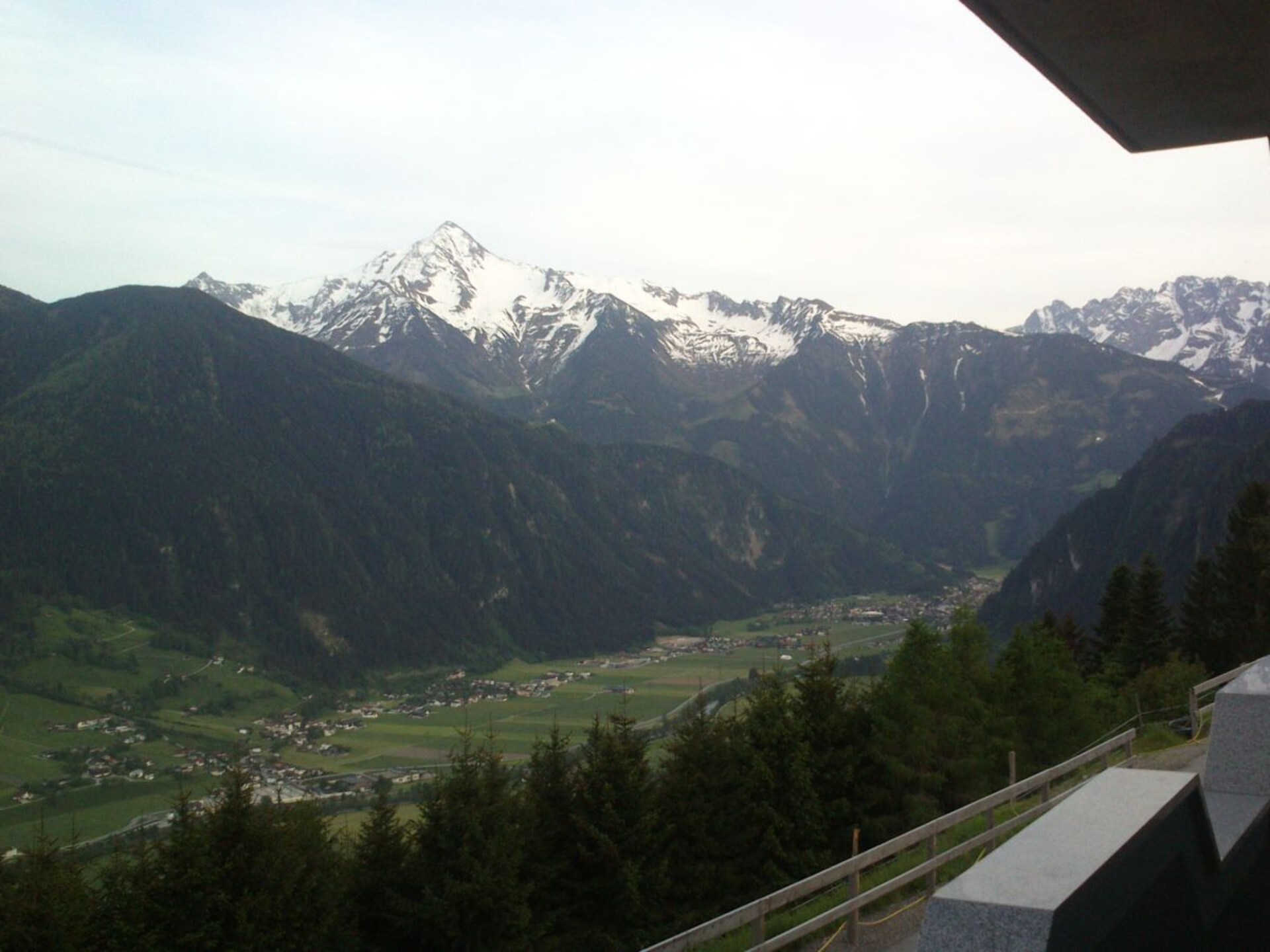 Zonnig appartement op de Schwendberg met panoramisch uitzicht over het Zillertal - foto 13