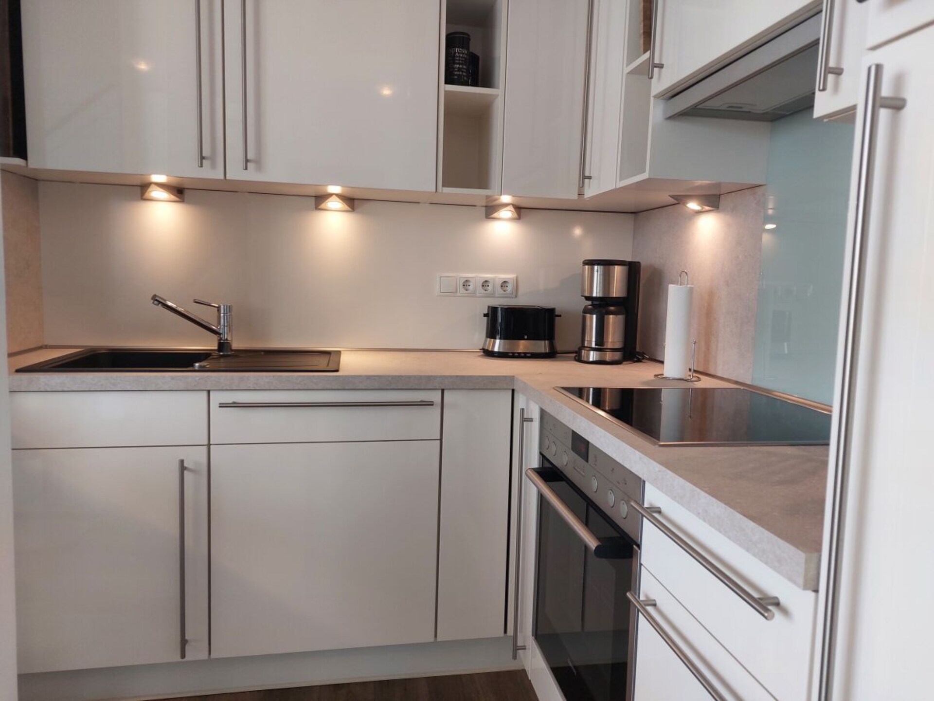 Stijlvol duplex appartement met panoramisch dakterras en zeezicht in Cuxhaven - foto 6