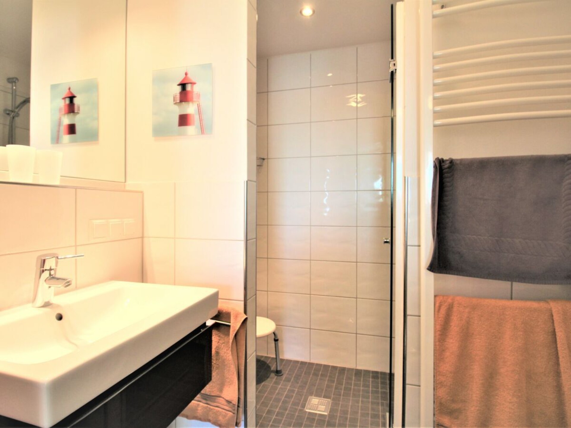 Stijlvol duplex appartement met panoramisch dakterras en zeezicht in Cuxhaven - foto 12