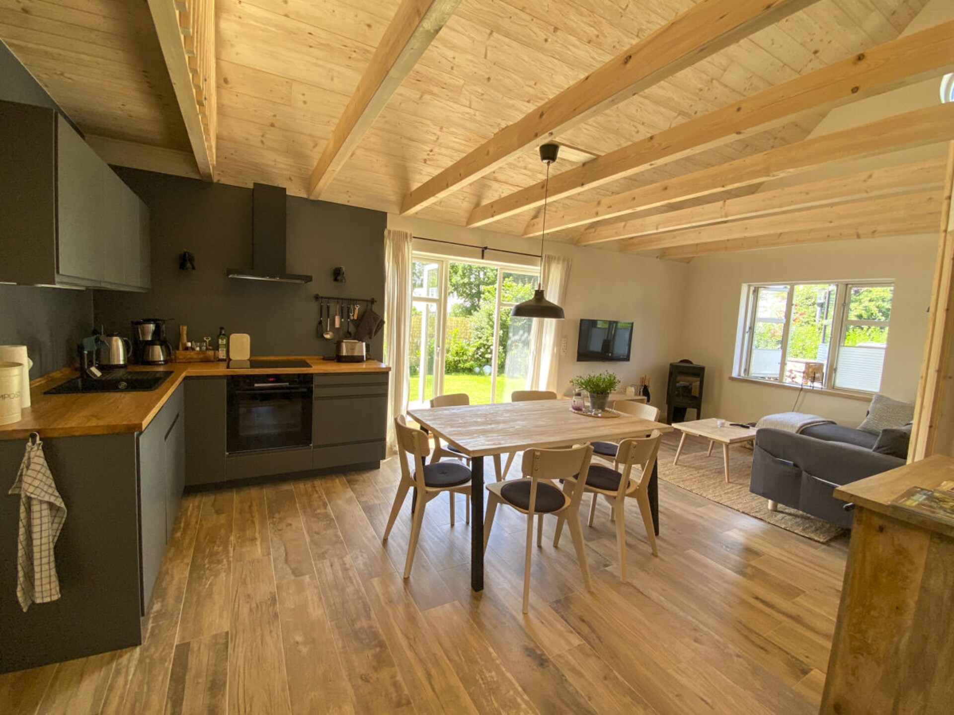 Modern vakantiehuis op 3e rij van strand Schönberg met buitensauna - foto 7