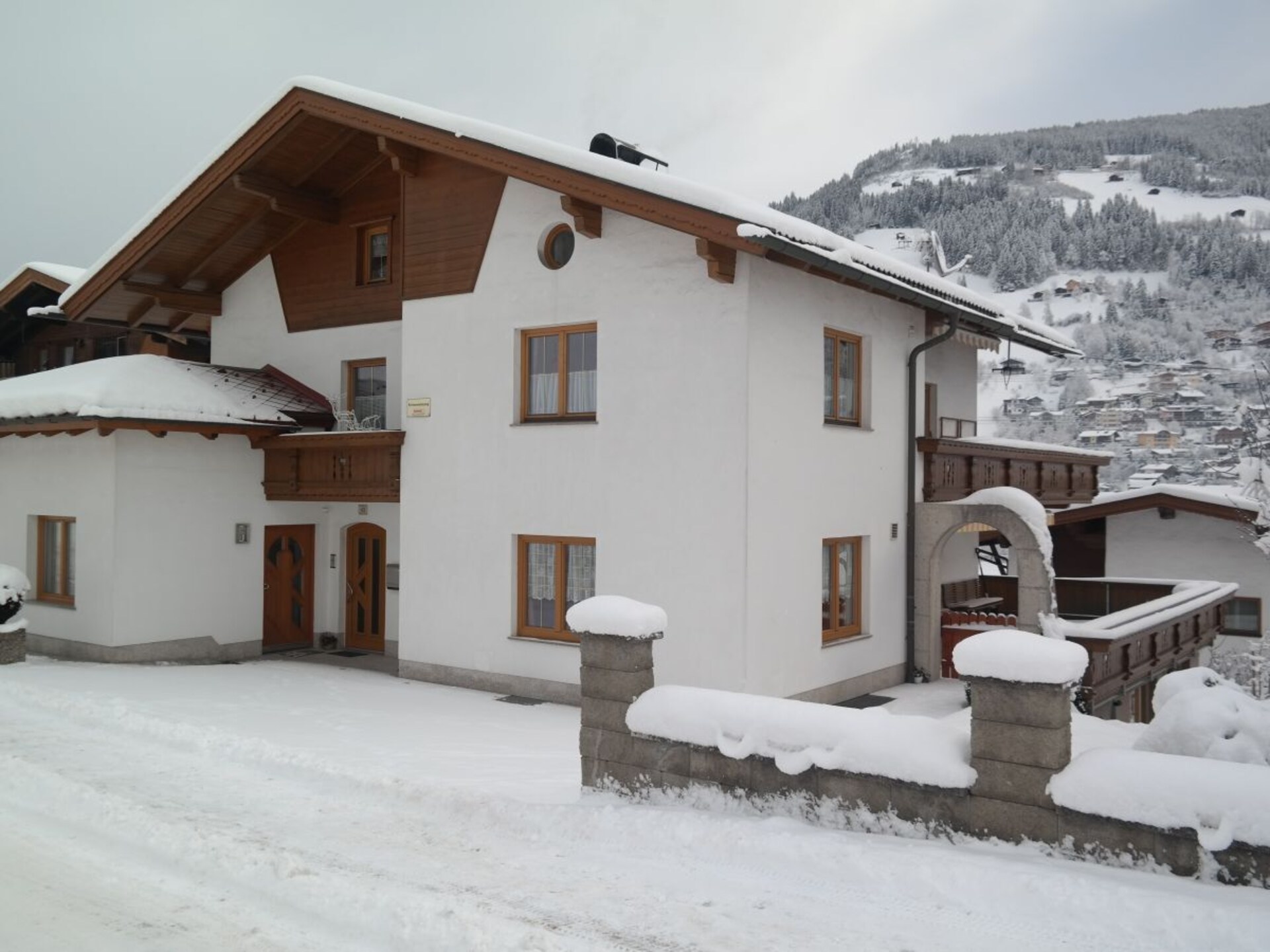 Ruim vakantiehuis in Hippach met groot terras, vlakbij de piste - foto 3