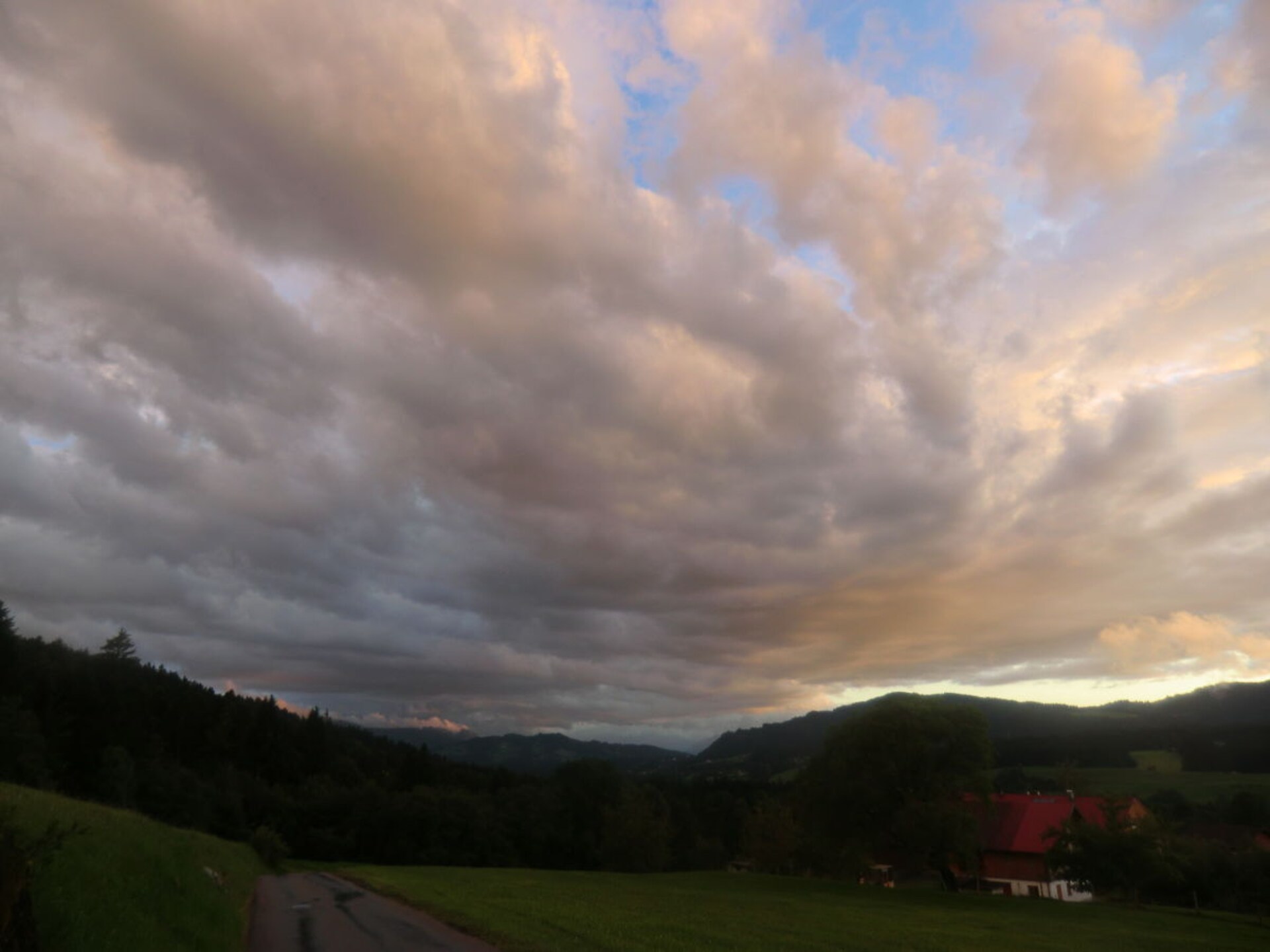 Knus 3-sterren appartement met balkon en vrij uitzicht op de Alpen in Simmerberg - foto 18