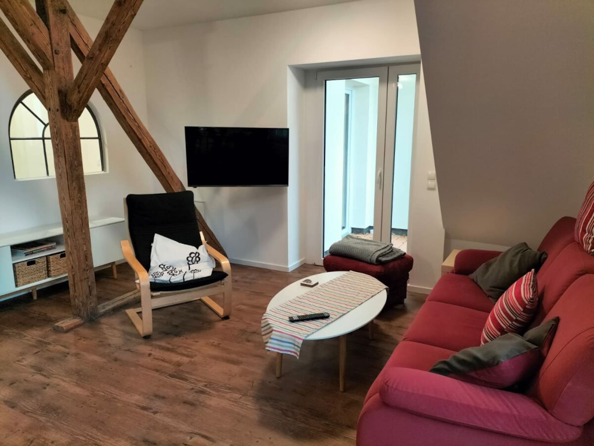 Ruim vakantieappartement met panoramisch uitzicht over de Neder-Rijnstreek - foto 8