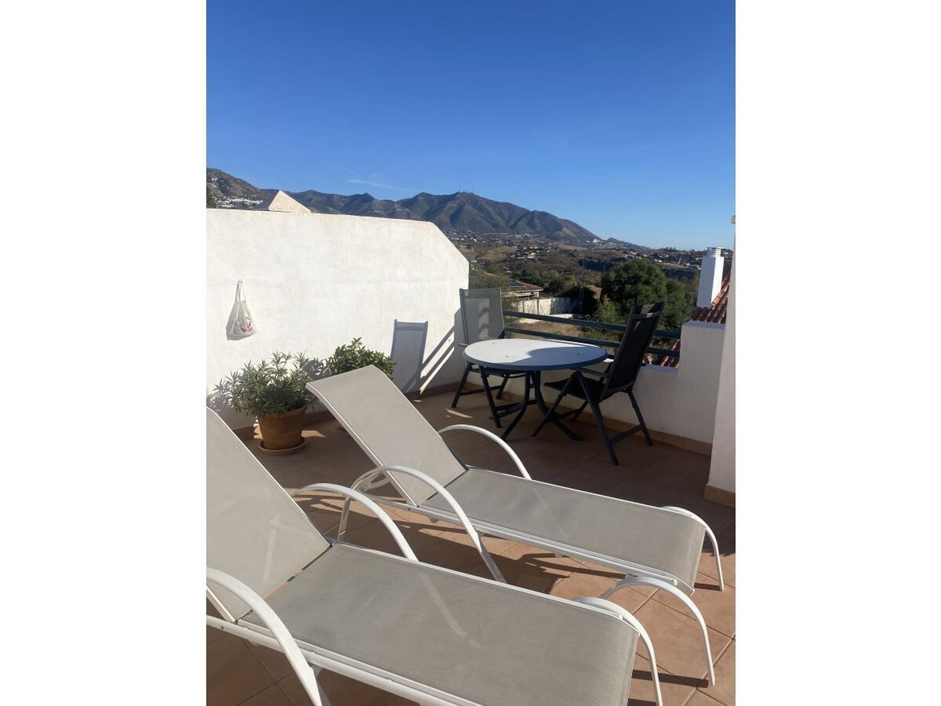 Licht vakantiehuis in Mijas Costa met dakterras en zwembad - foto 14