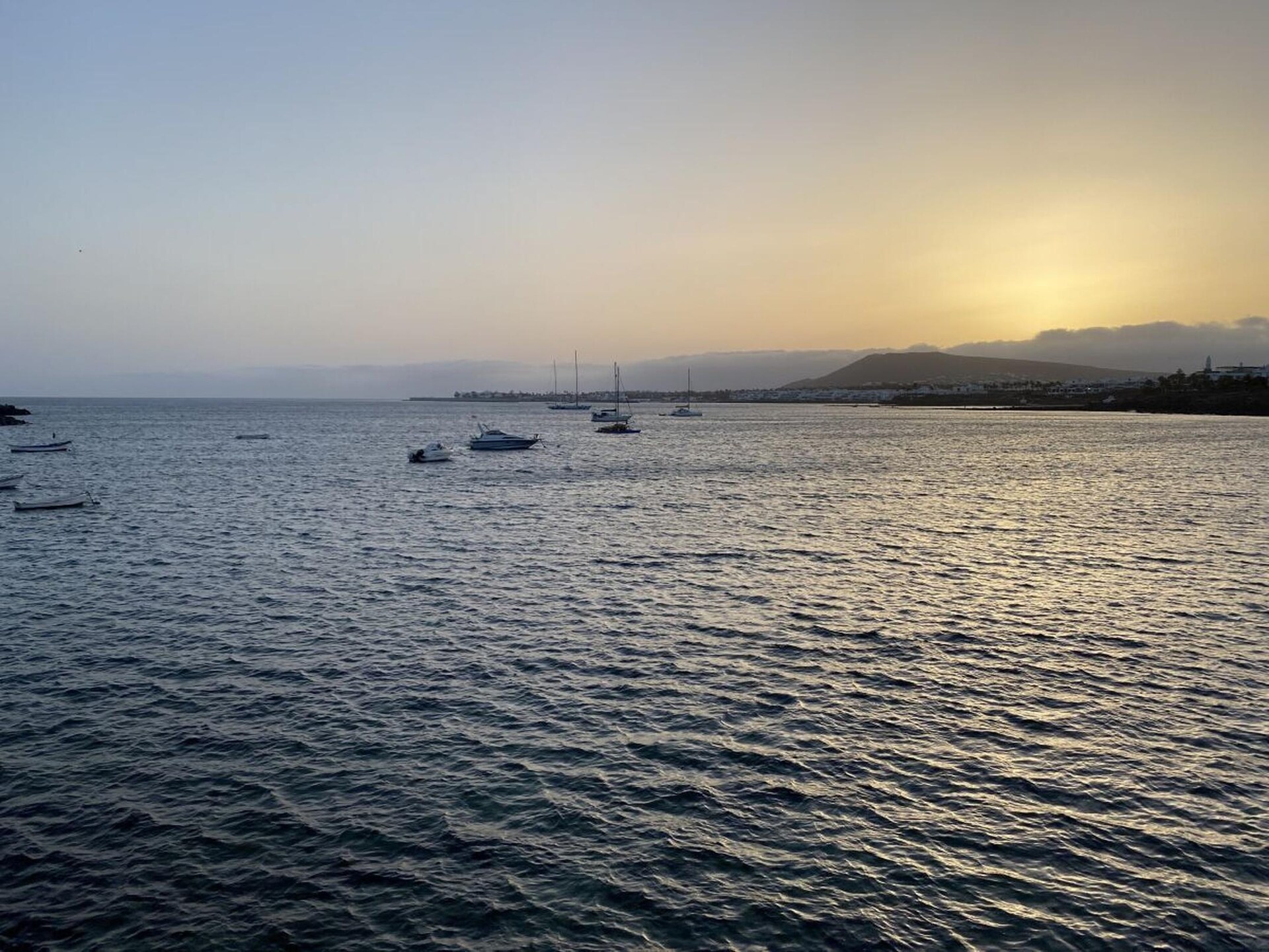 Luxe vakantiehuis met verwarmd zwembad in Playa Blanca - foto 37