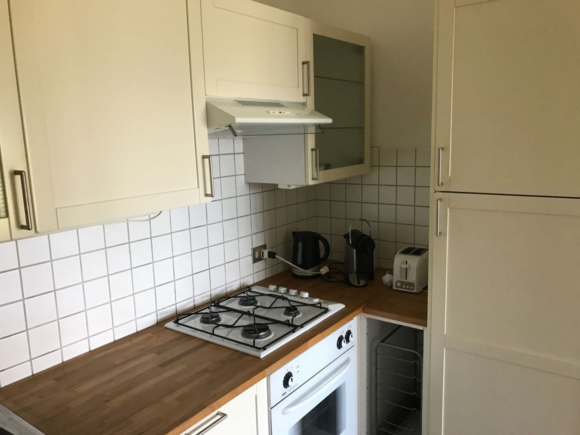 6-persoons vakantiehuis in Porto Valtravaglia met zwembad - foto 12