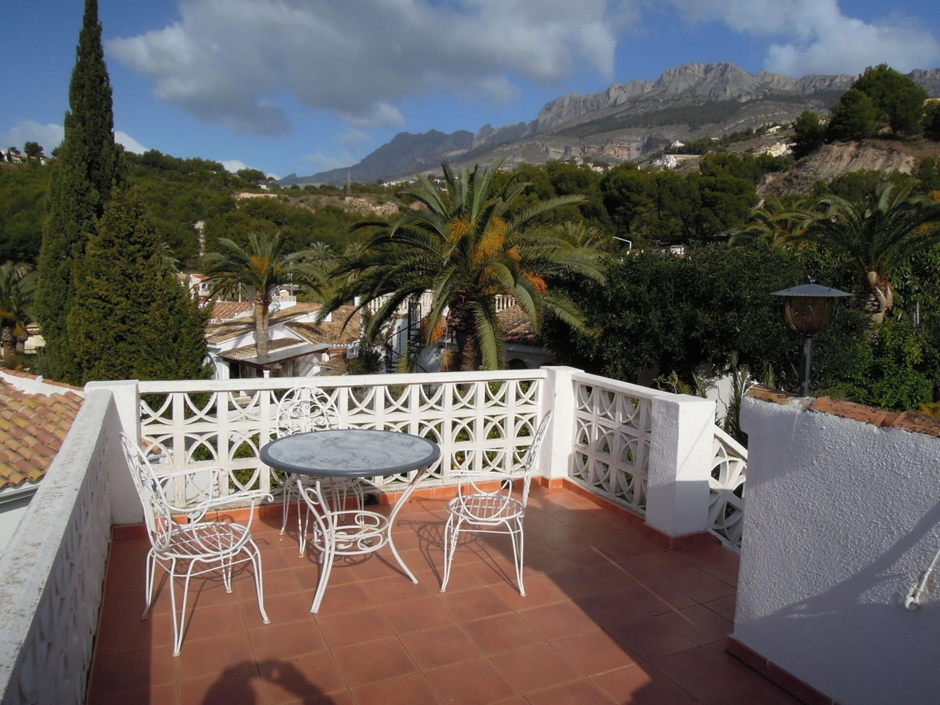 Charmant vakantiehuis met dakterras en tuin in Altea - foto 7