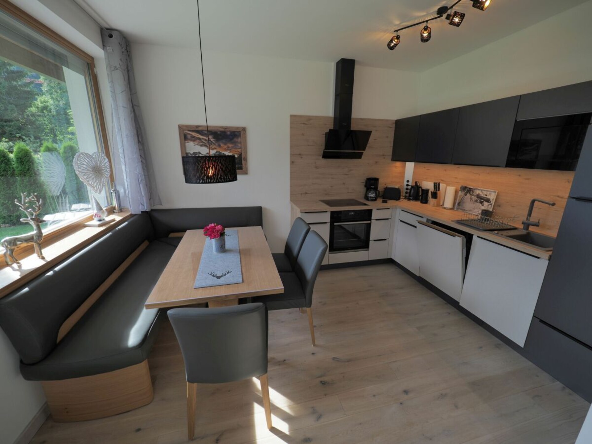 Modern vakantiehuis in Lofer met Saalachtal Card, 800m van de skilift - foto 12