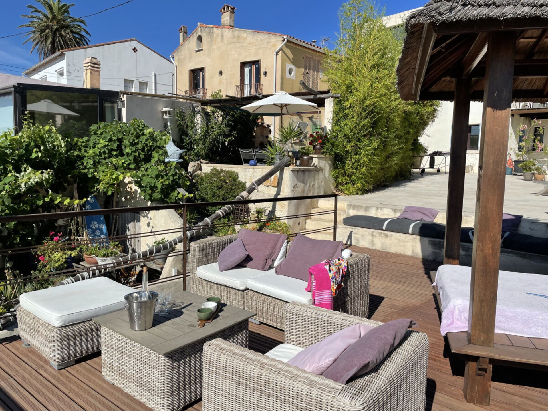 Villa Grand Bleu: Ruim 10-persoons huis met uitzicht op de baai, 100m van centrum - foto 3