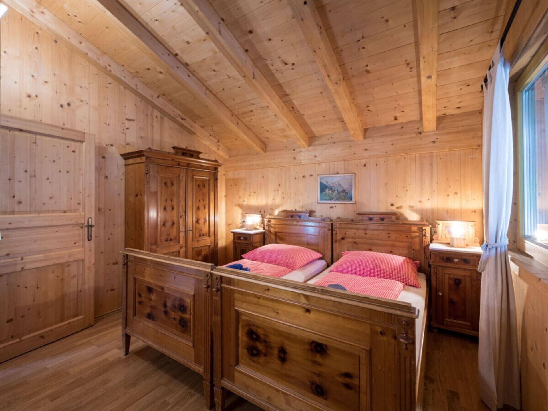 Ruim chalet met wellness en bergpanorama in Vomp, Tirol - foto 28