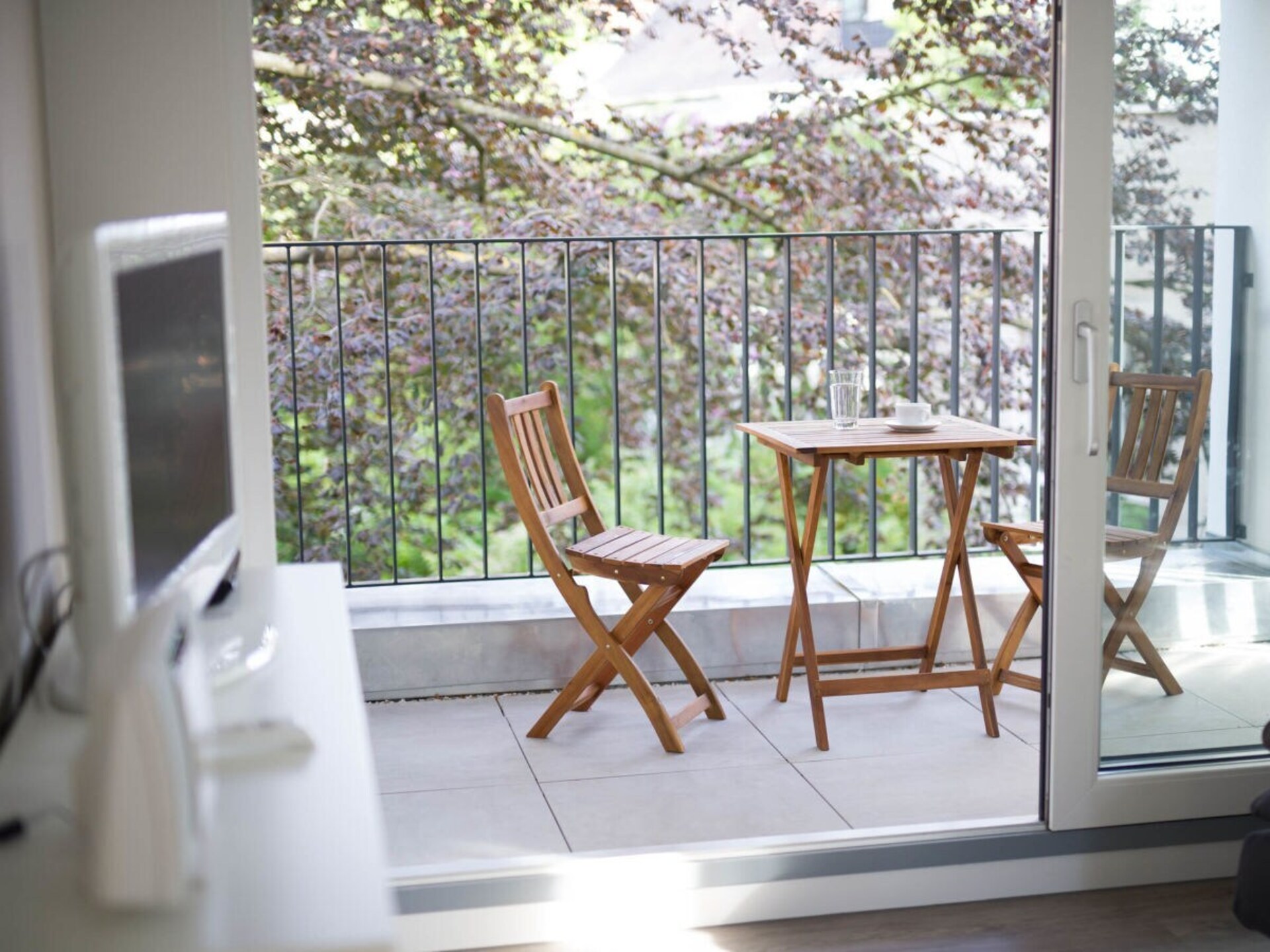 Modern Zuid-balkonappartement op loopafstand van het centrum van Tübingen - foto 3