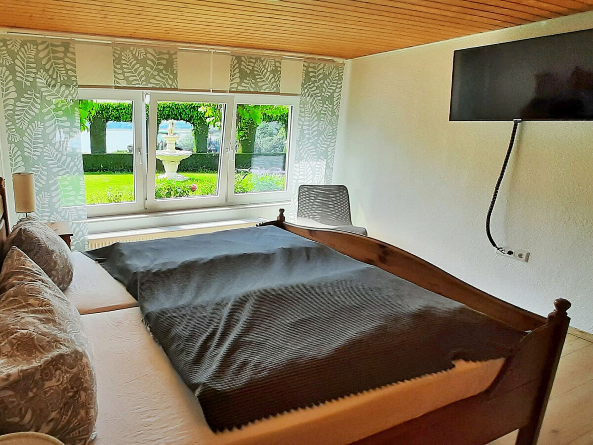 Ruim vakantiehuis aan het Krombachtalsperre met uitzicht op het meer - foto 18