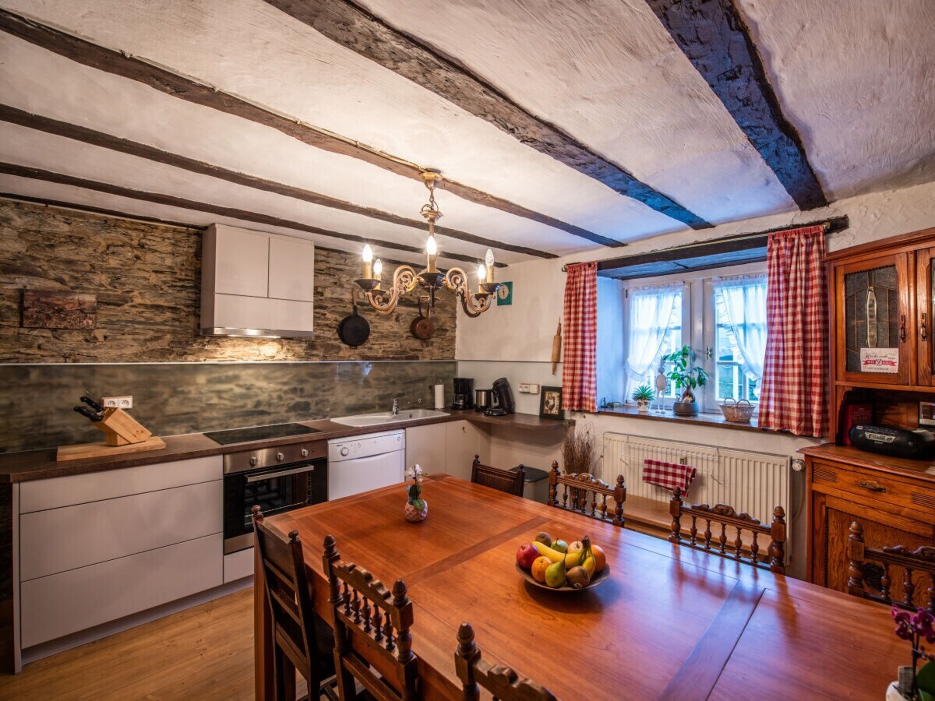 Authentiek vakantiehuis in Burg Reuland met Finse sauna en boomgaard - foto 14