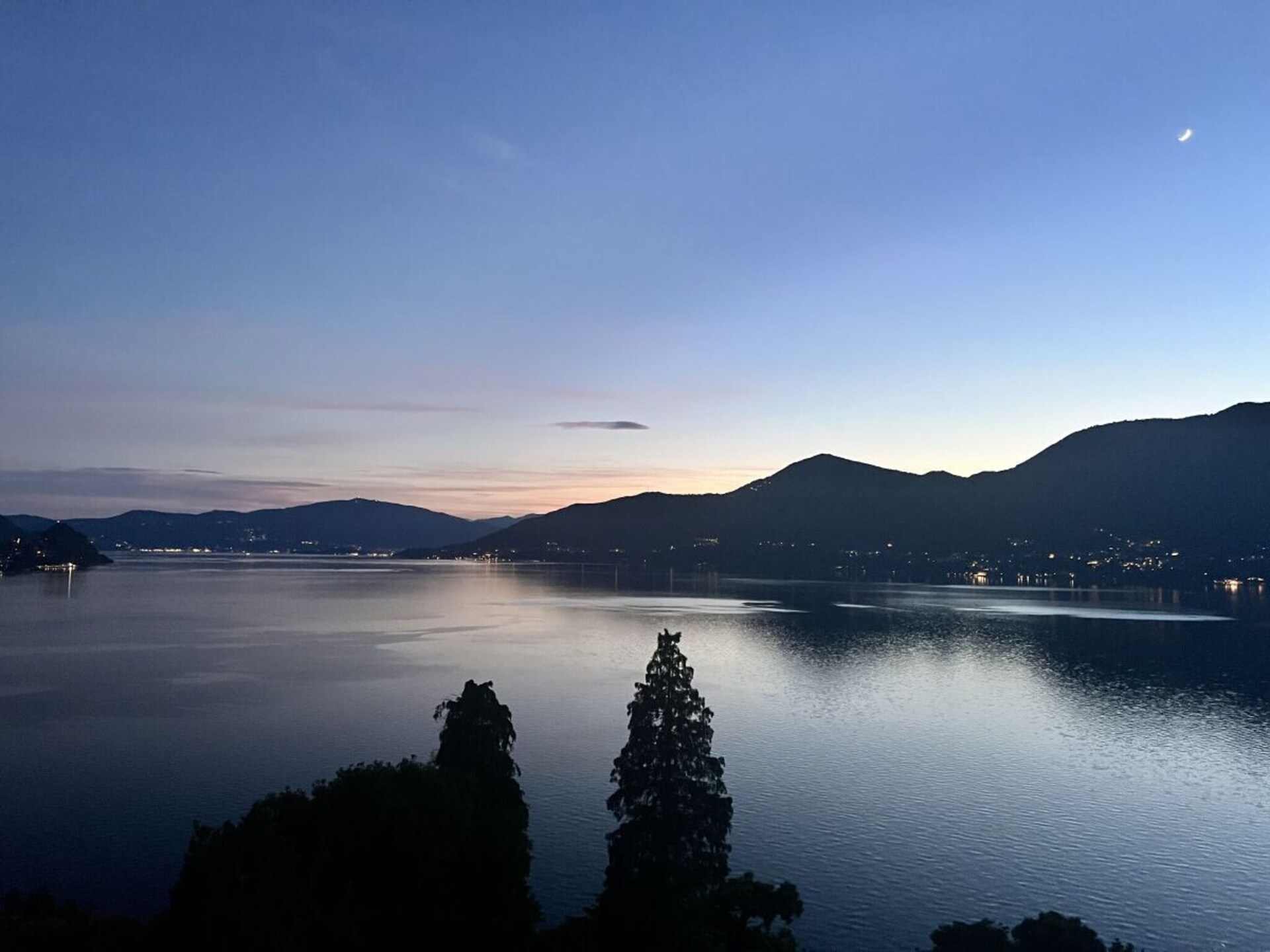 Stijlvol vakantiehuis met uitzicht op Lago Maggiore in Brezzo di Bedero - foto 22