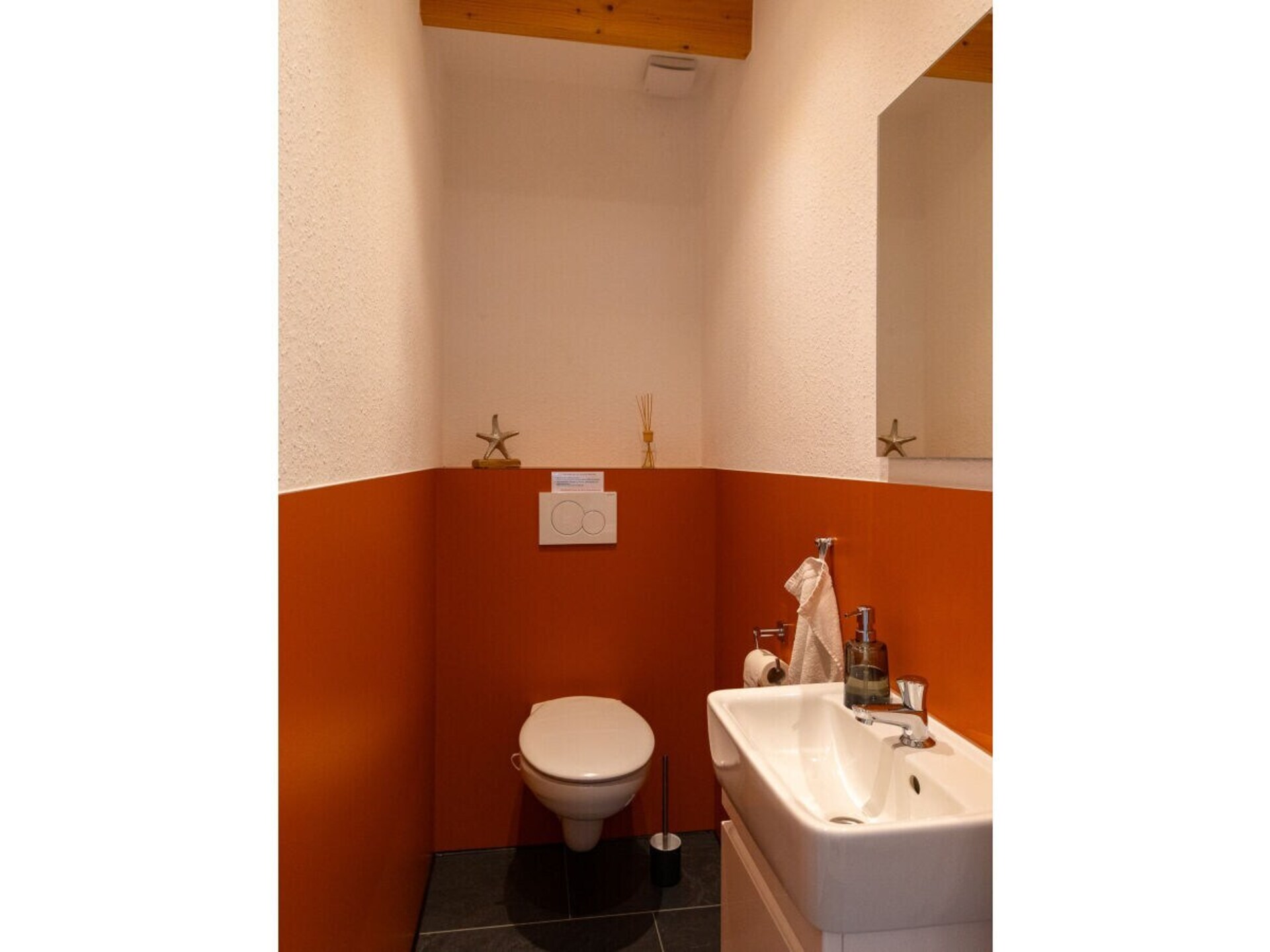 Stijlvol appartement aan de Waddenzeedijk bij Nordholz - foto 10
