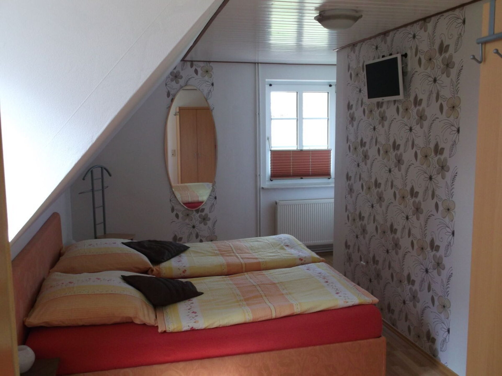 Rustiek appartement in Borgsum met weids uitzicht en balkon - foto 5