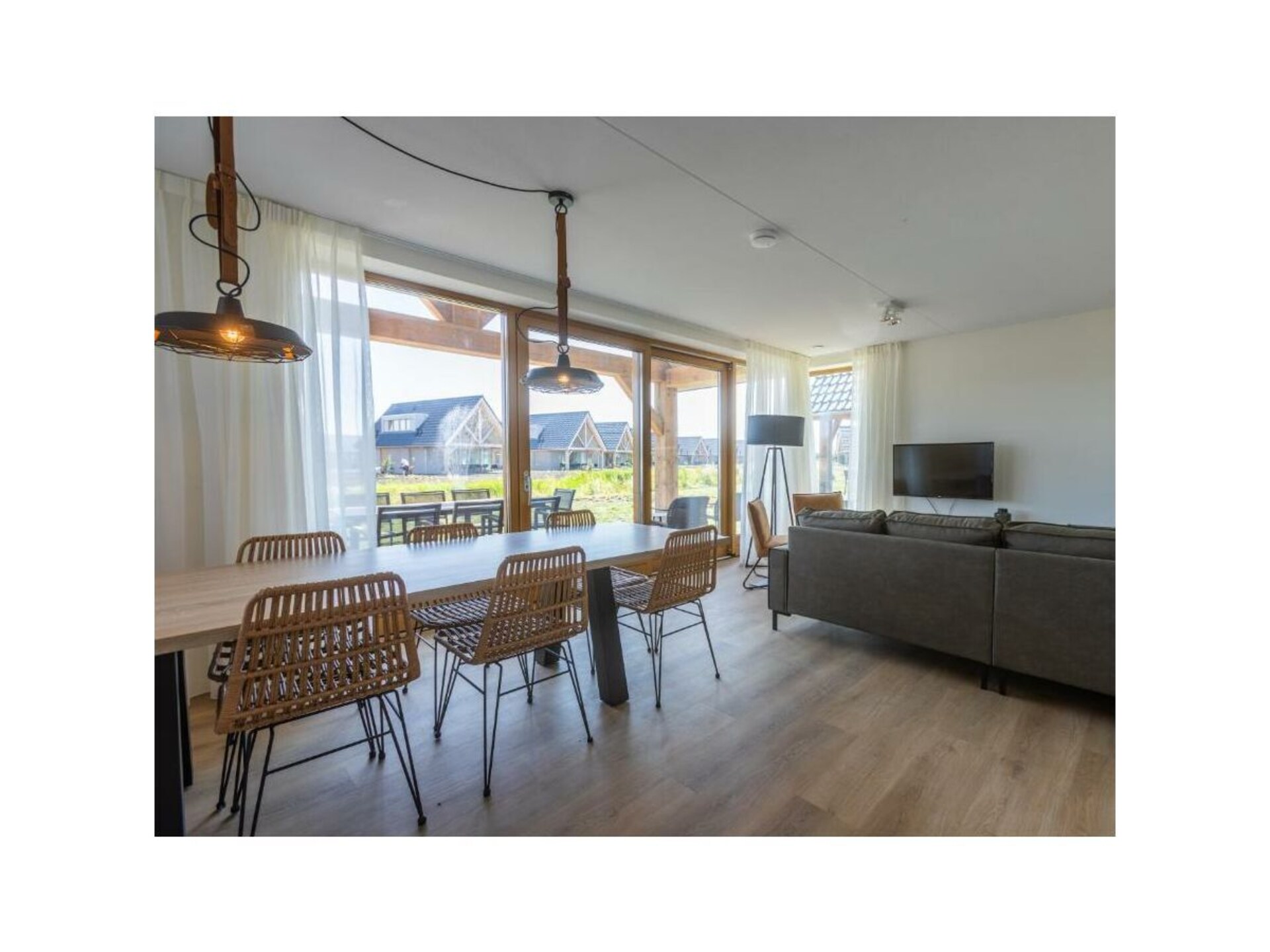 Luxe villa in Cadzand voor 10 personen met 5 en-suite badkamers - foto 8
