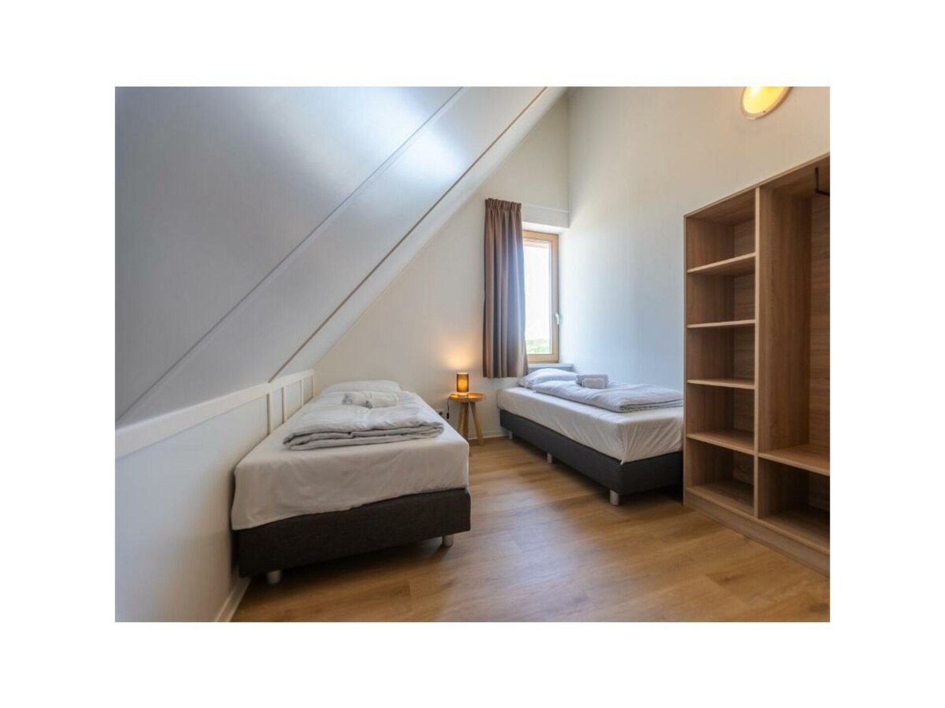 Luxe villa in Cadzand voor 10 personen met 5 en-suite badkamers - foto 12