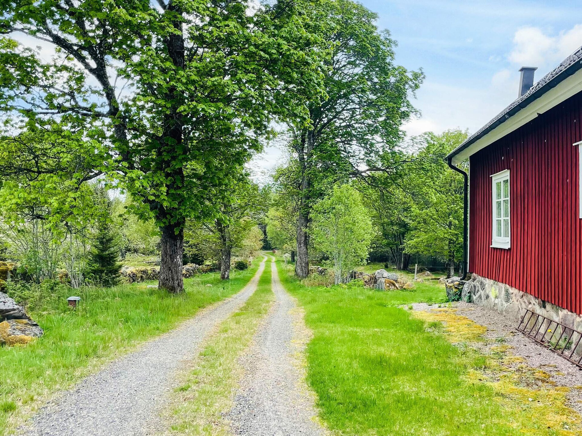 Vrijstaand vakantiehuis aan de golfbaan in de bossen van Småland - foto 6