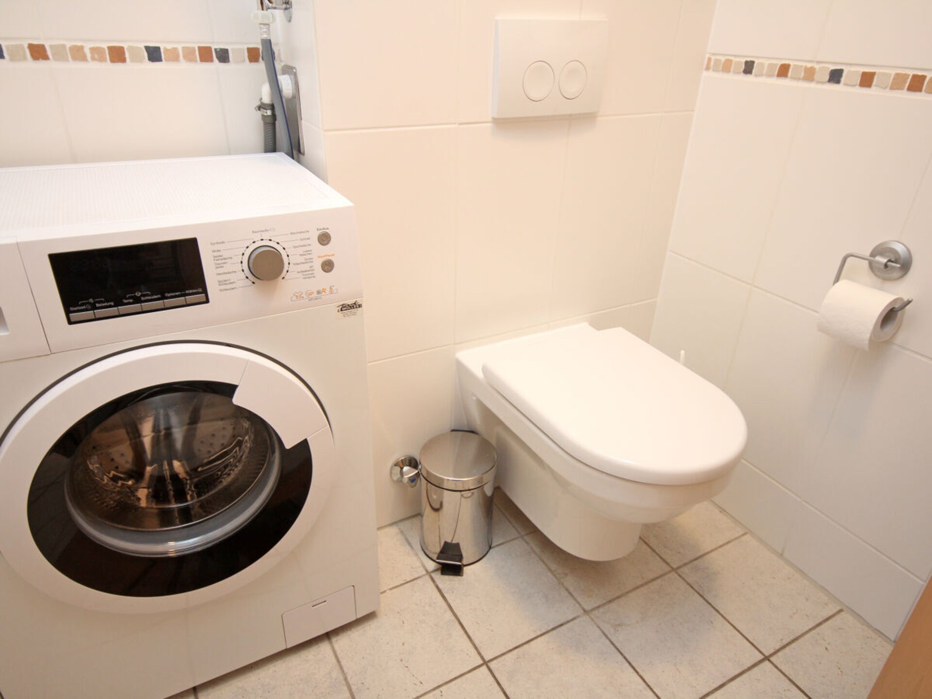 Vissershuisje aan de jachthaven van Lemkenhafen – 4 personen, 3 slaapkamers - foto 17