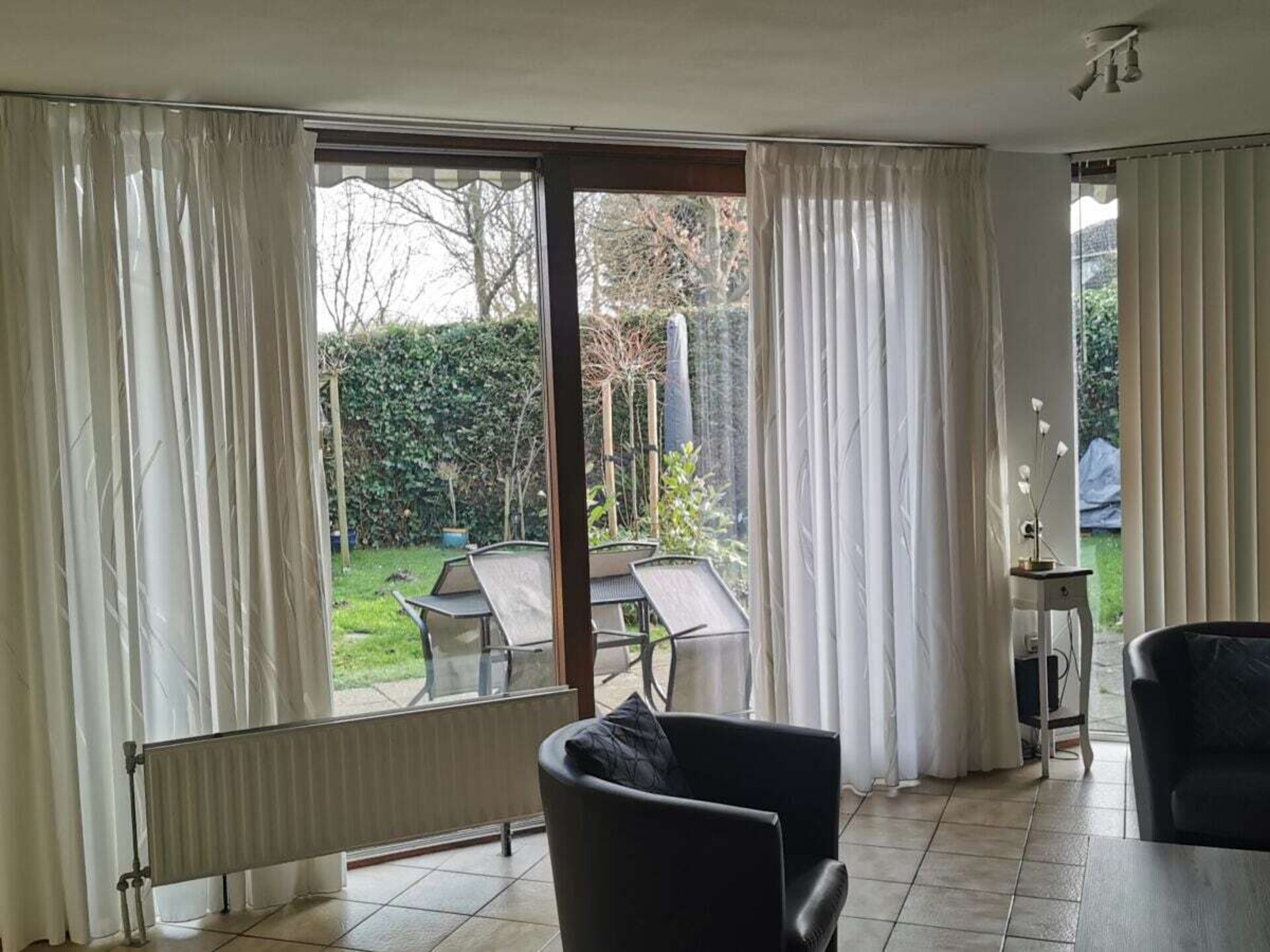 Zonnig vakantiehuis met grote tuin bij het Grevelingenmeer in Brouwershaven - foto 7