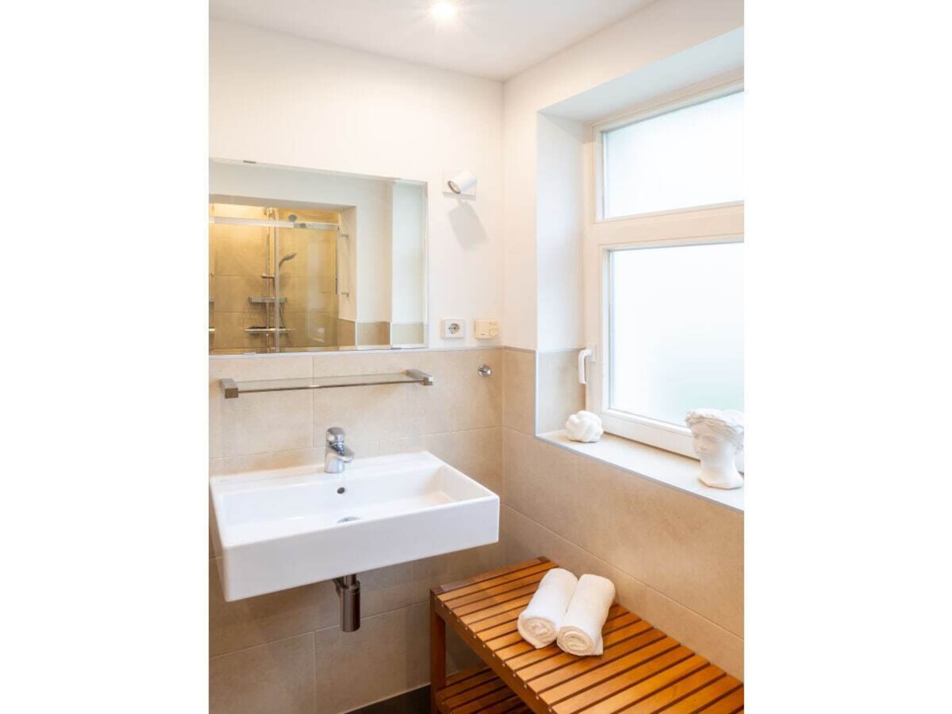 Appartement Charlot: Stijlvol aan de Oostzee, 150m van het strand - foto 13