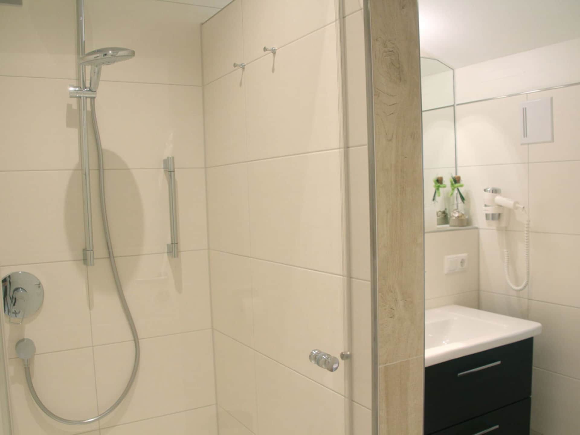 Modern vakantiehuis voor 2 personen in Hopfen am See - foto 10