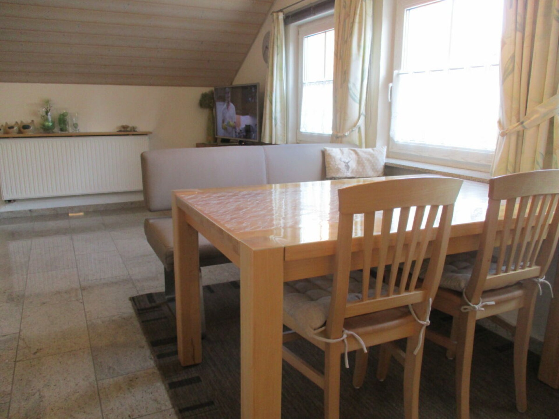 Landhaus Marga 'Rosenstock': 5-sterren appartement in Opper-Franken - foto 19