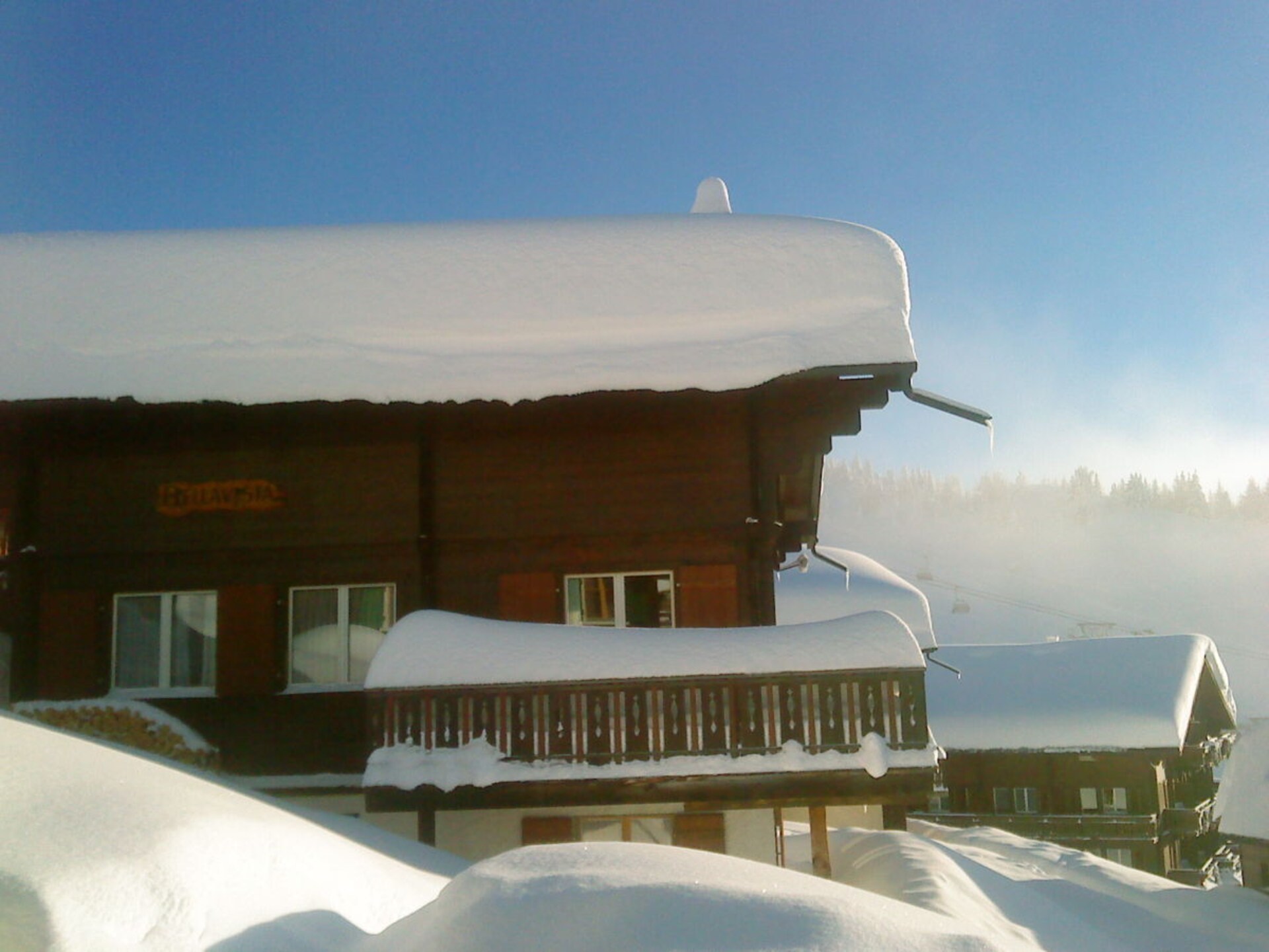 Ruim chalet voor 10 personen in Bettmeralp, op 100 meter van de skilift - foto 1
