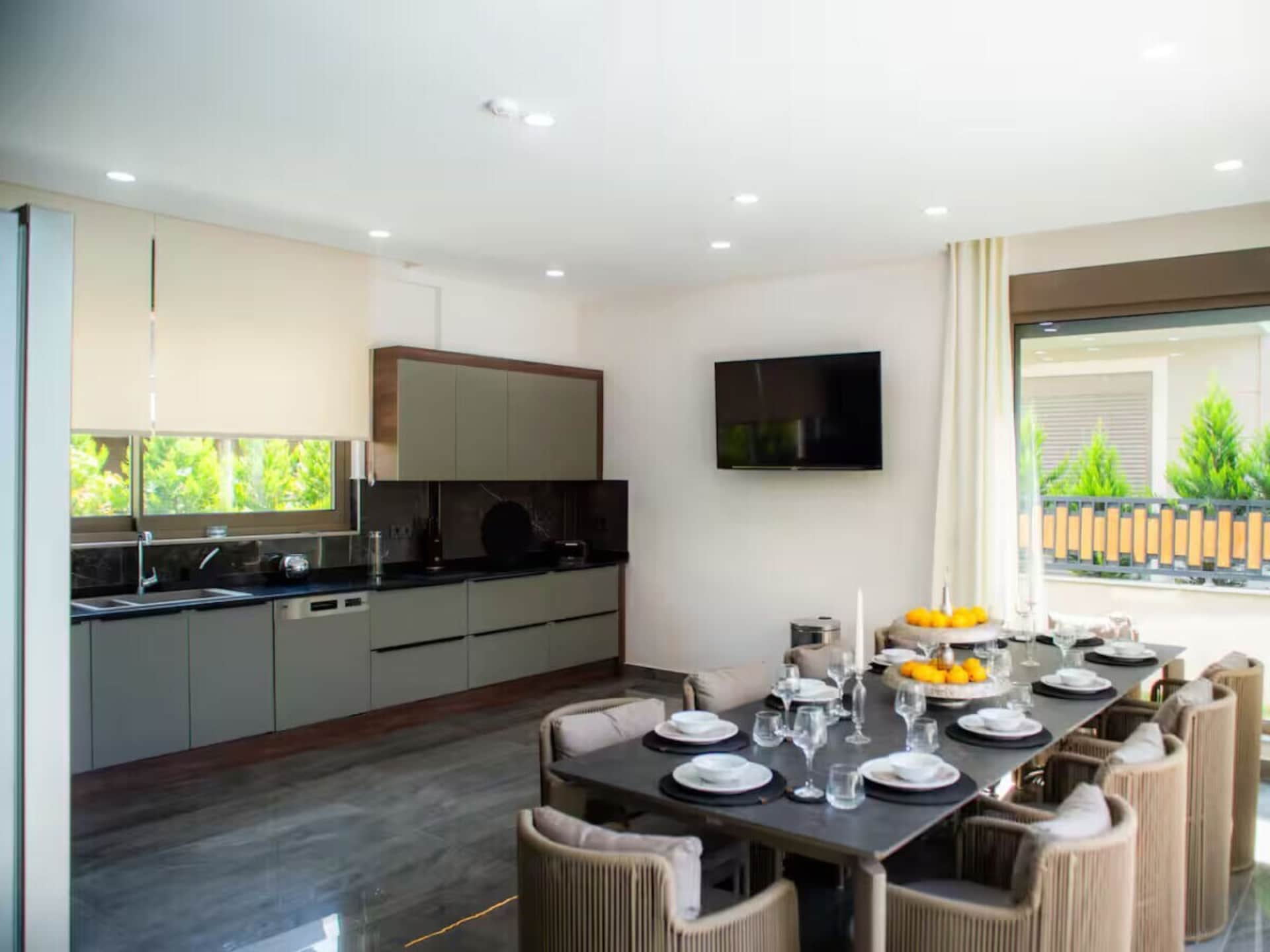 Ruime luxe villa in Antalya voor 12 personen - foto 14
